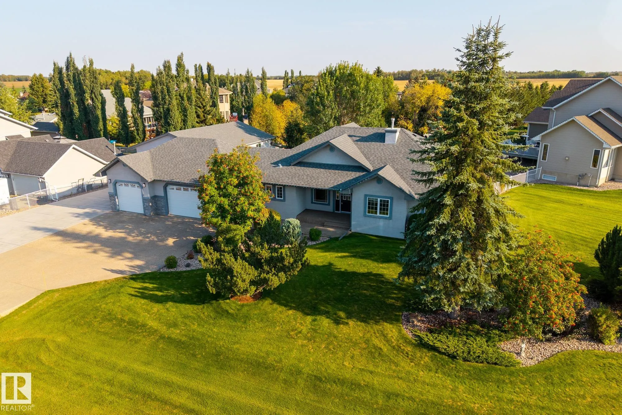 19 COUNTRY Lane
