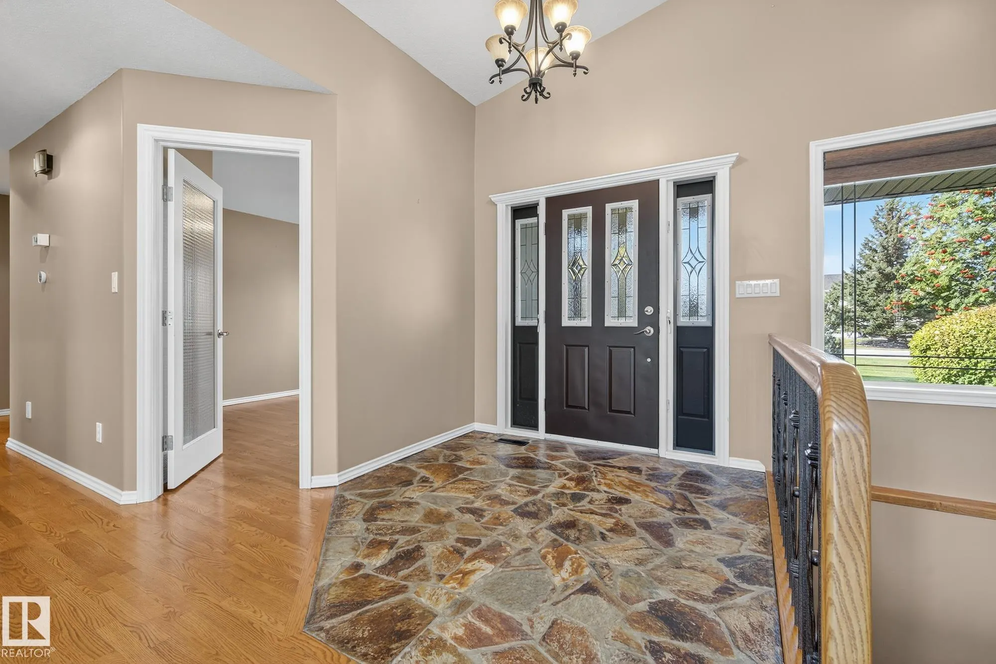 19 COUNTRY Lane