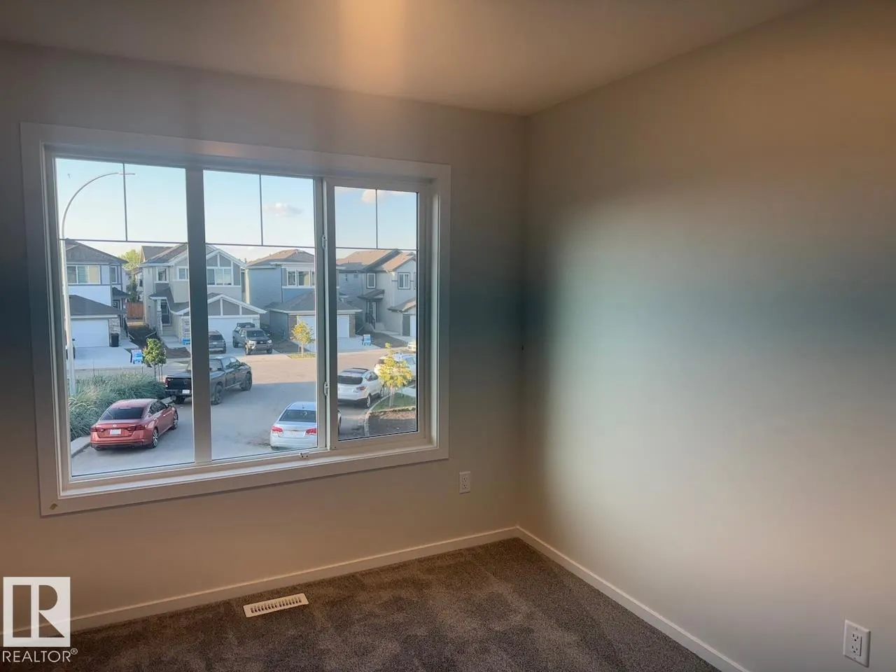 19 SERENO Lane