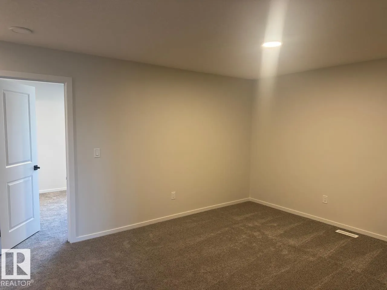 19 SERENO Lane