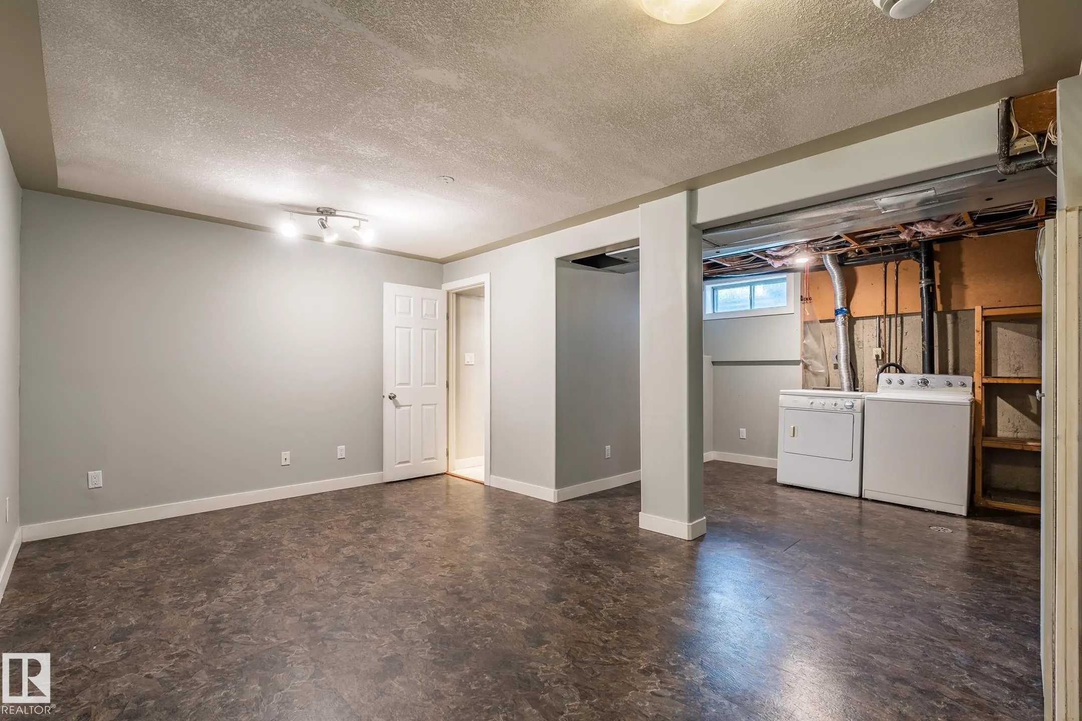 1691 Lakewood Road South