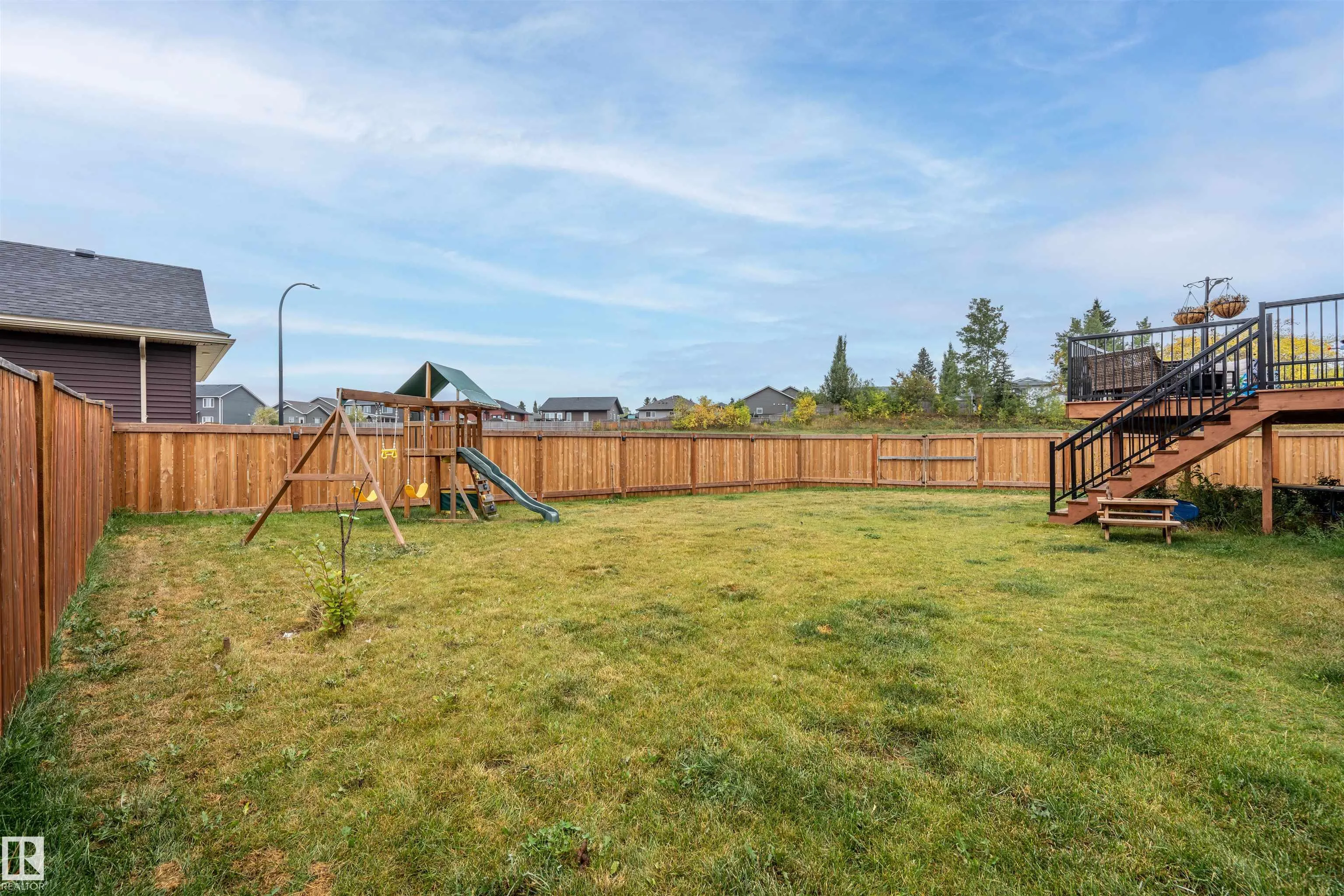 1721 Crestview Way
