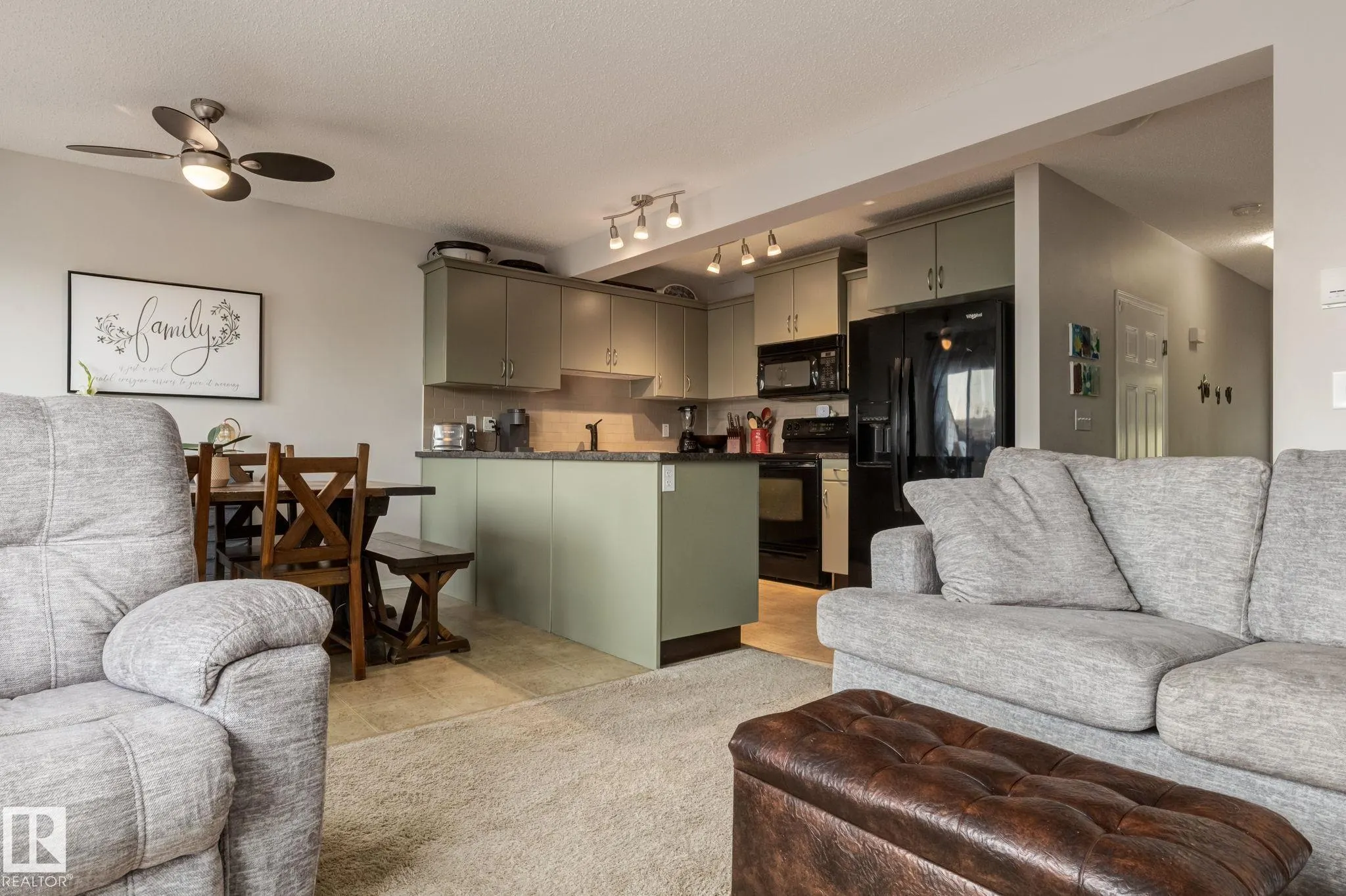 3 RED CANYON Way