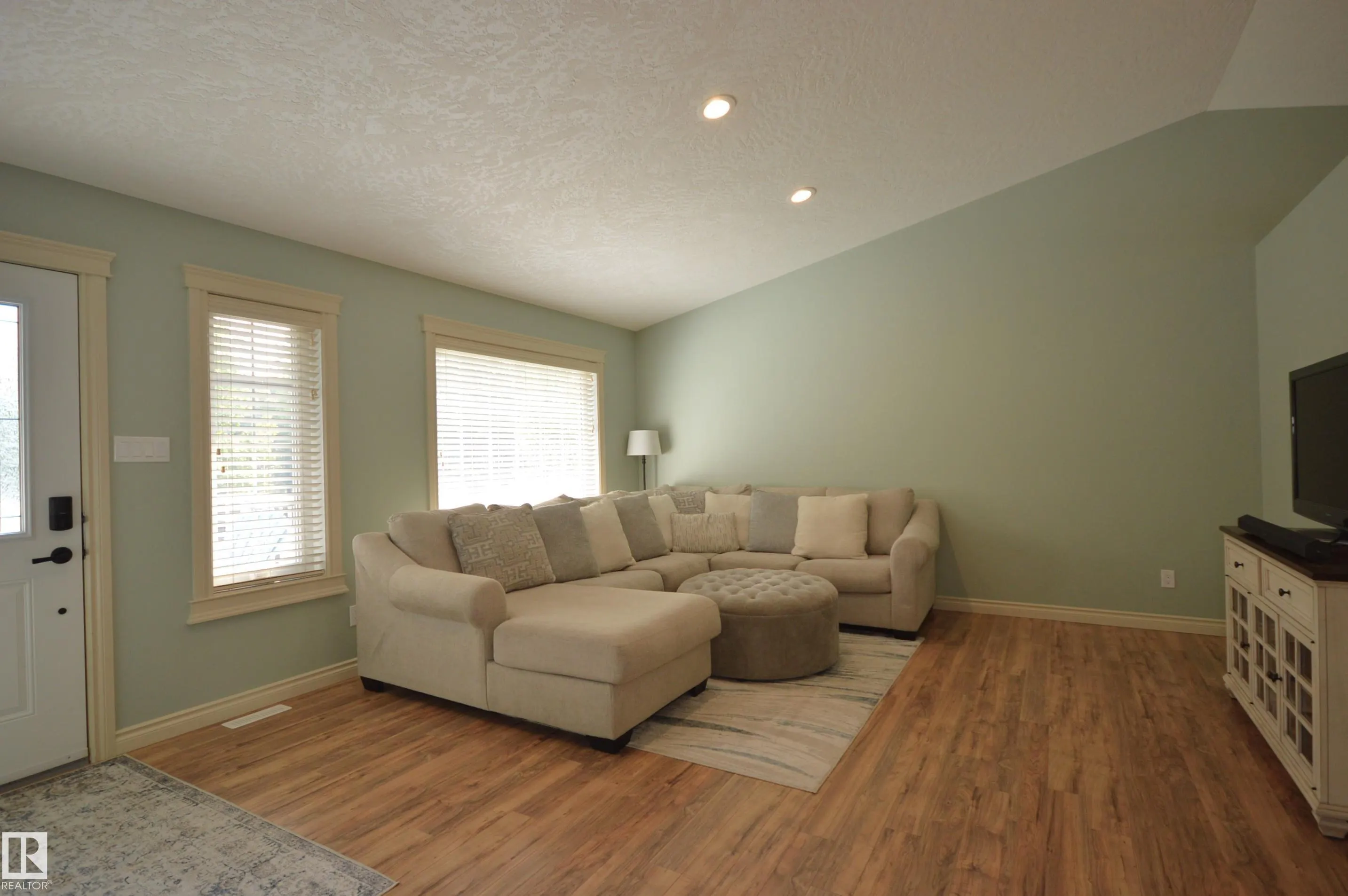 61223 RGE RD 470
