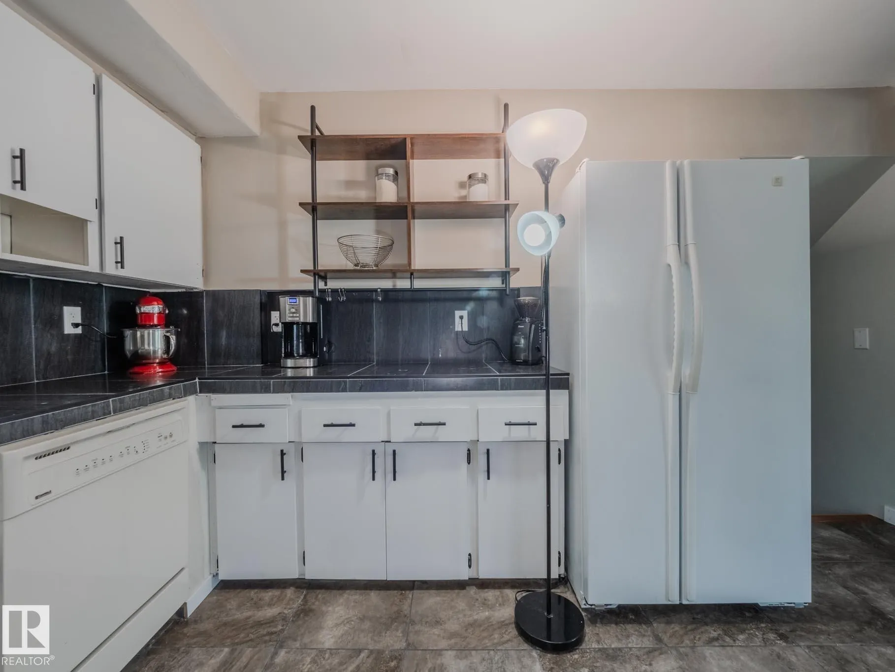 32 GARFIELD Crescent