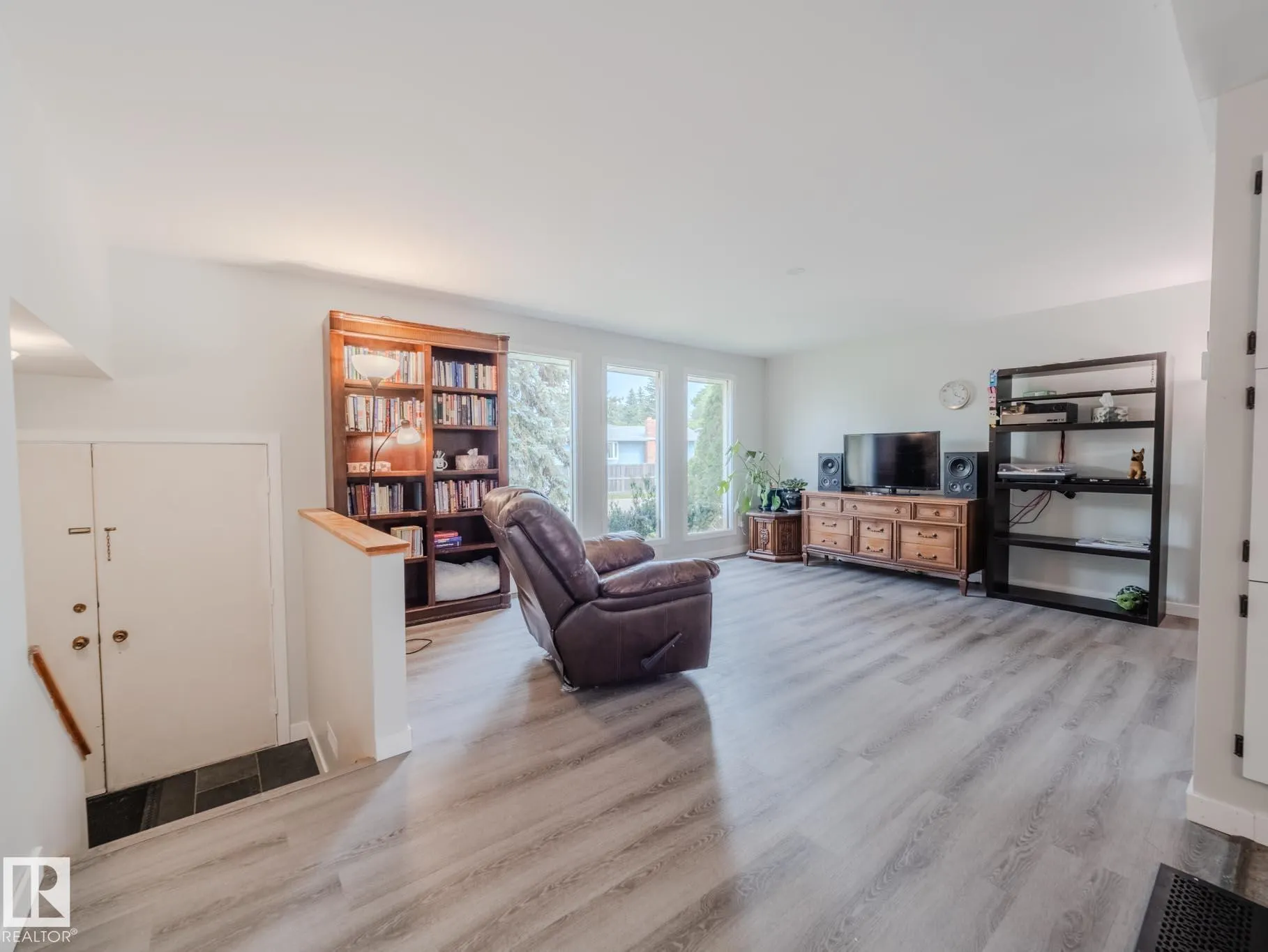 32 GARFIELD Crescent