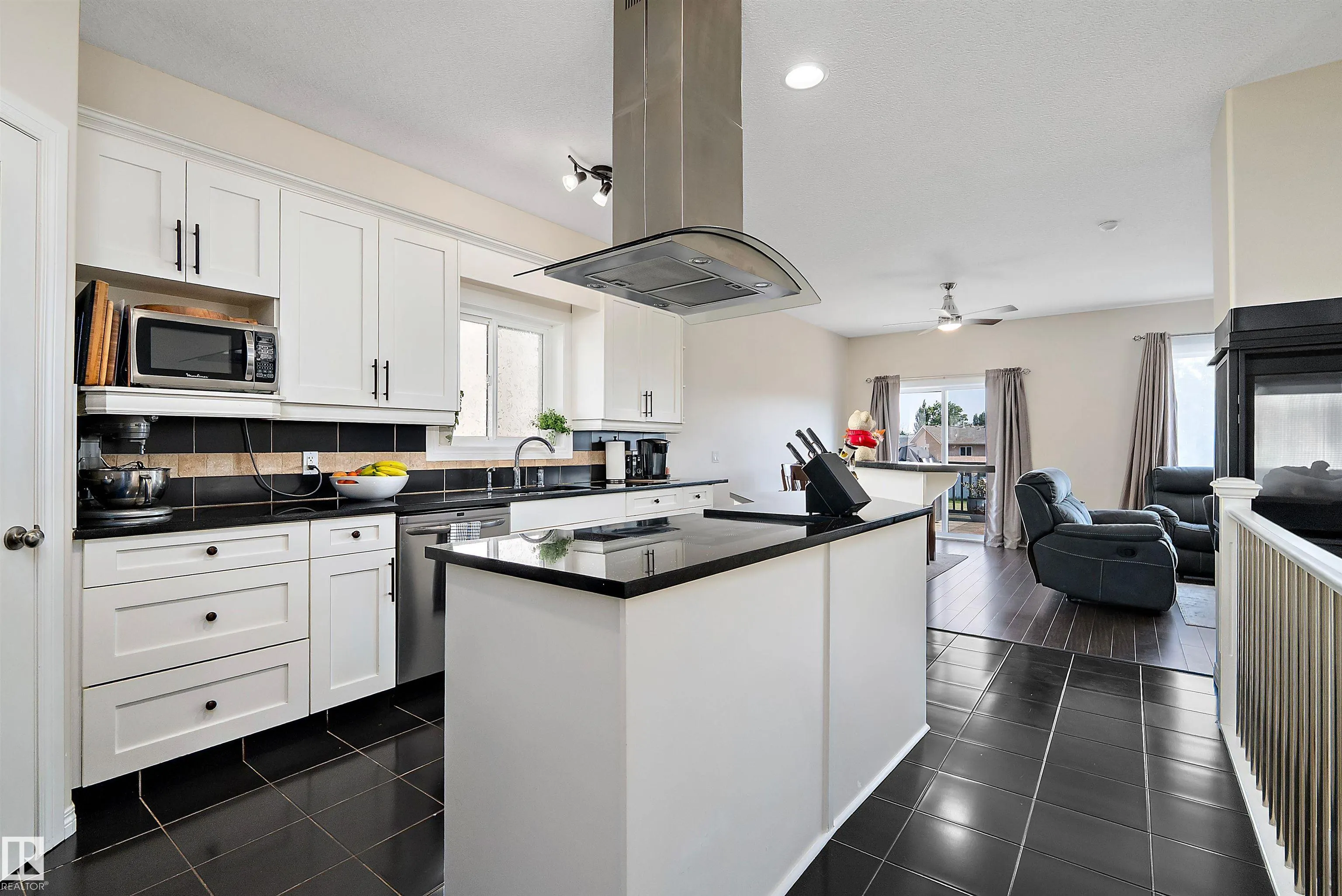 137 CYPRESS Drive