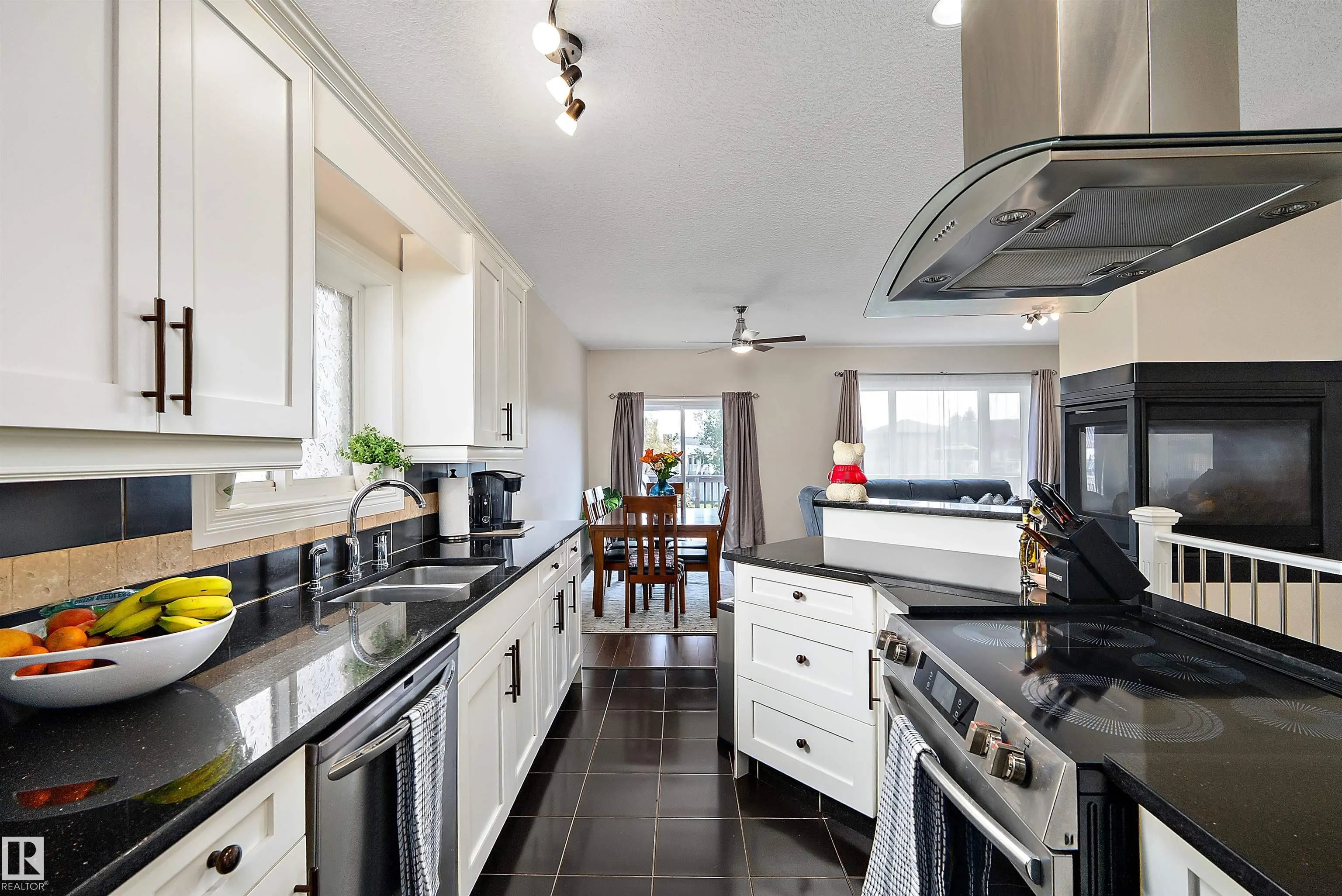 137 CYPRESS Drive