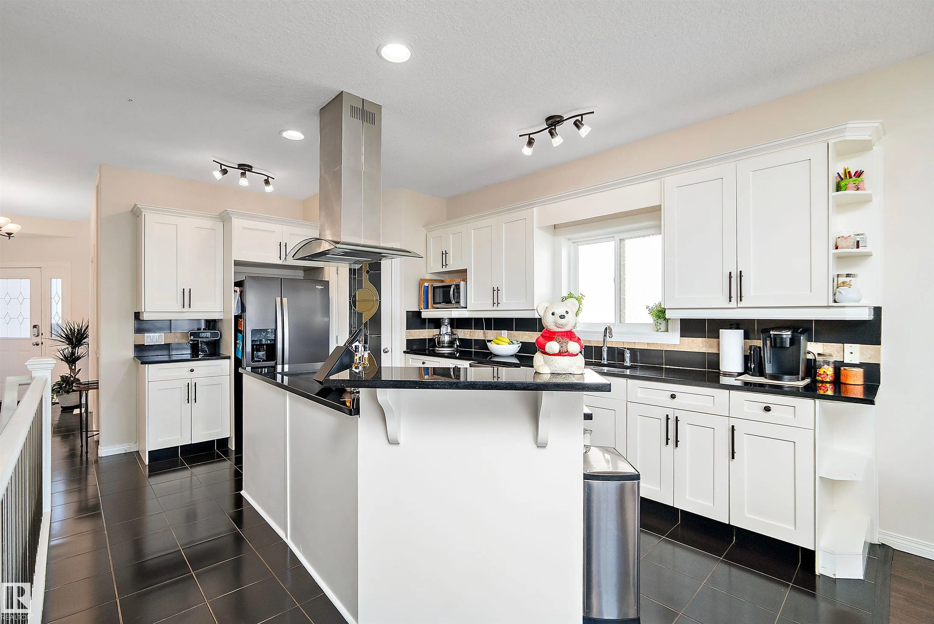 137 CYPRESS Drive