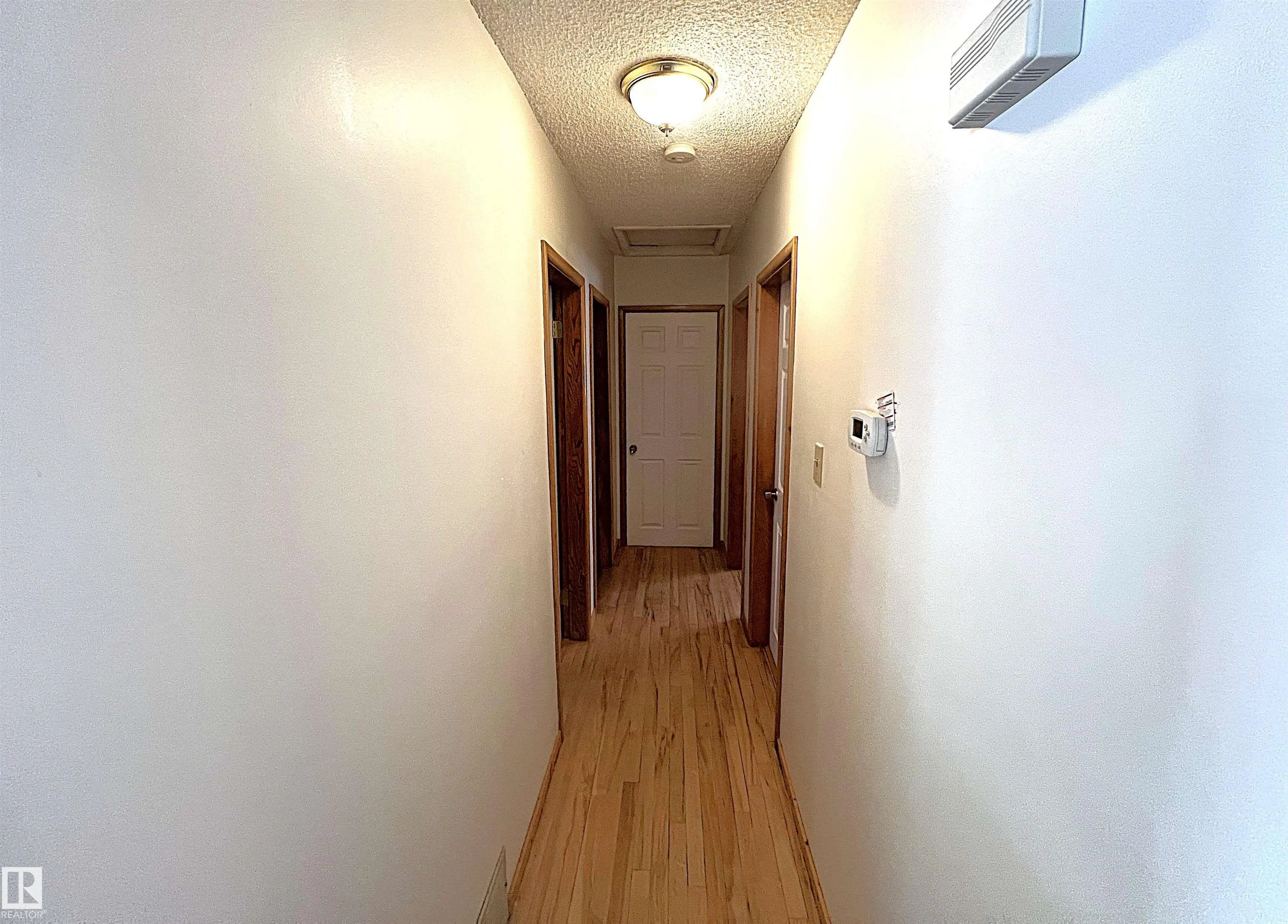 8507 8509 128 Avenue