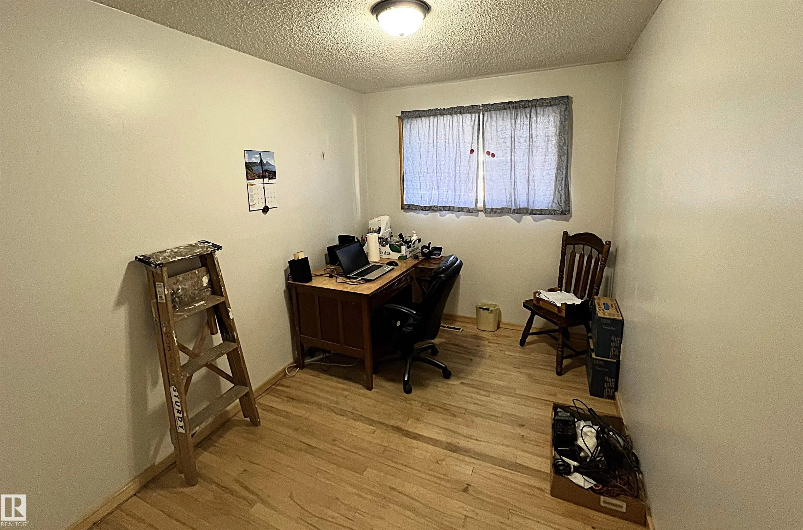 8507 8509 128 Avenue