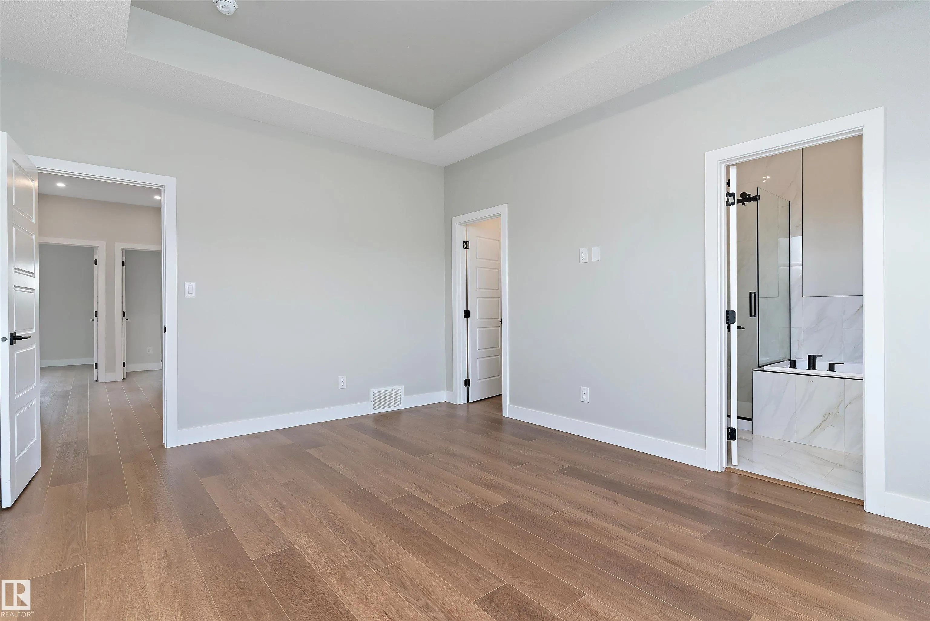 1 Evergreen Crescent