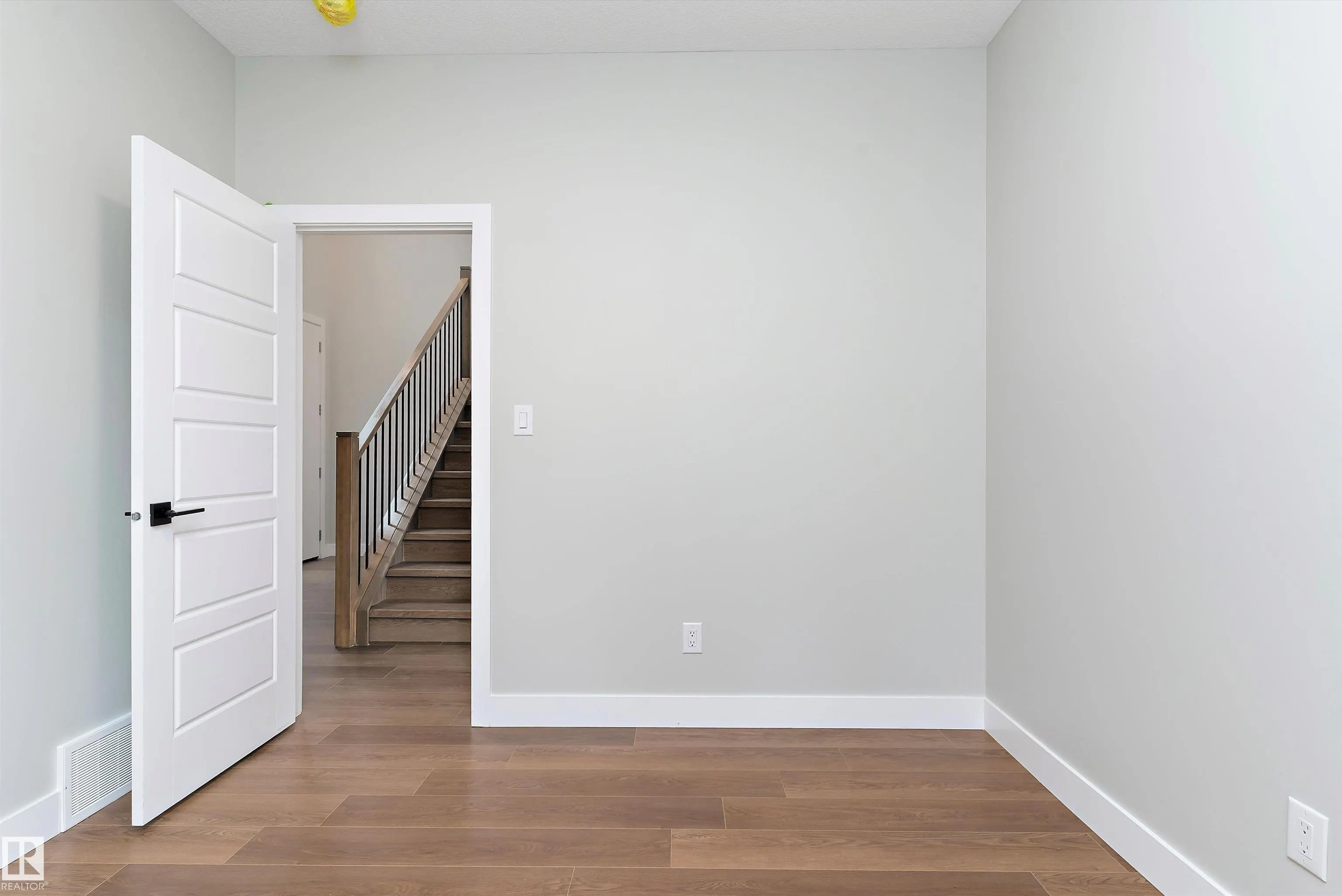 1 Evergreen Crescent
