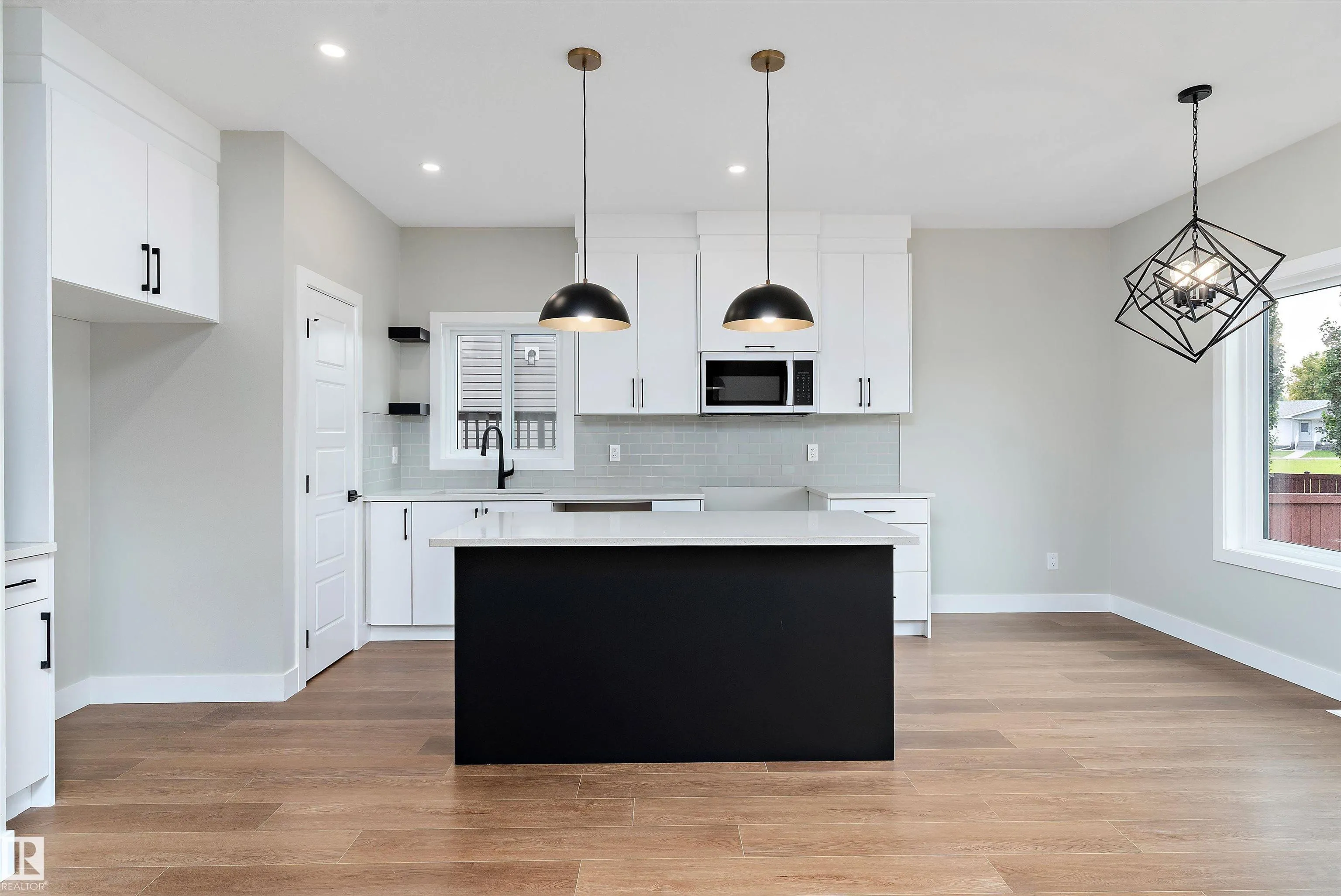1 Evergreen Crescent