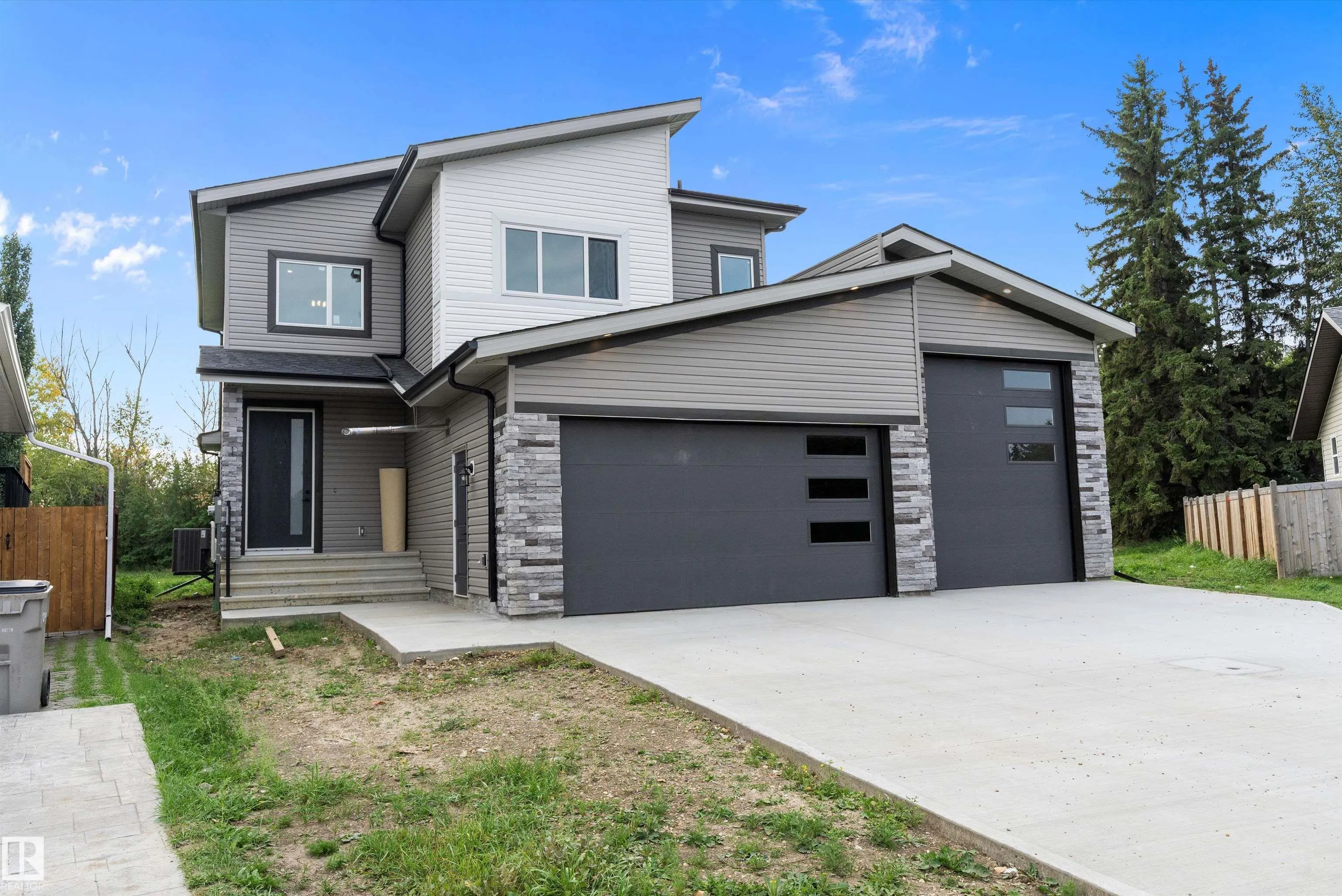 1 Evergreen Crescent