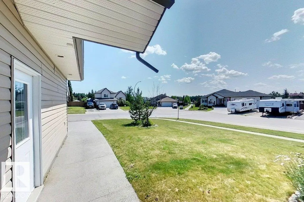 916 62A Street