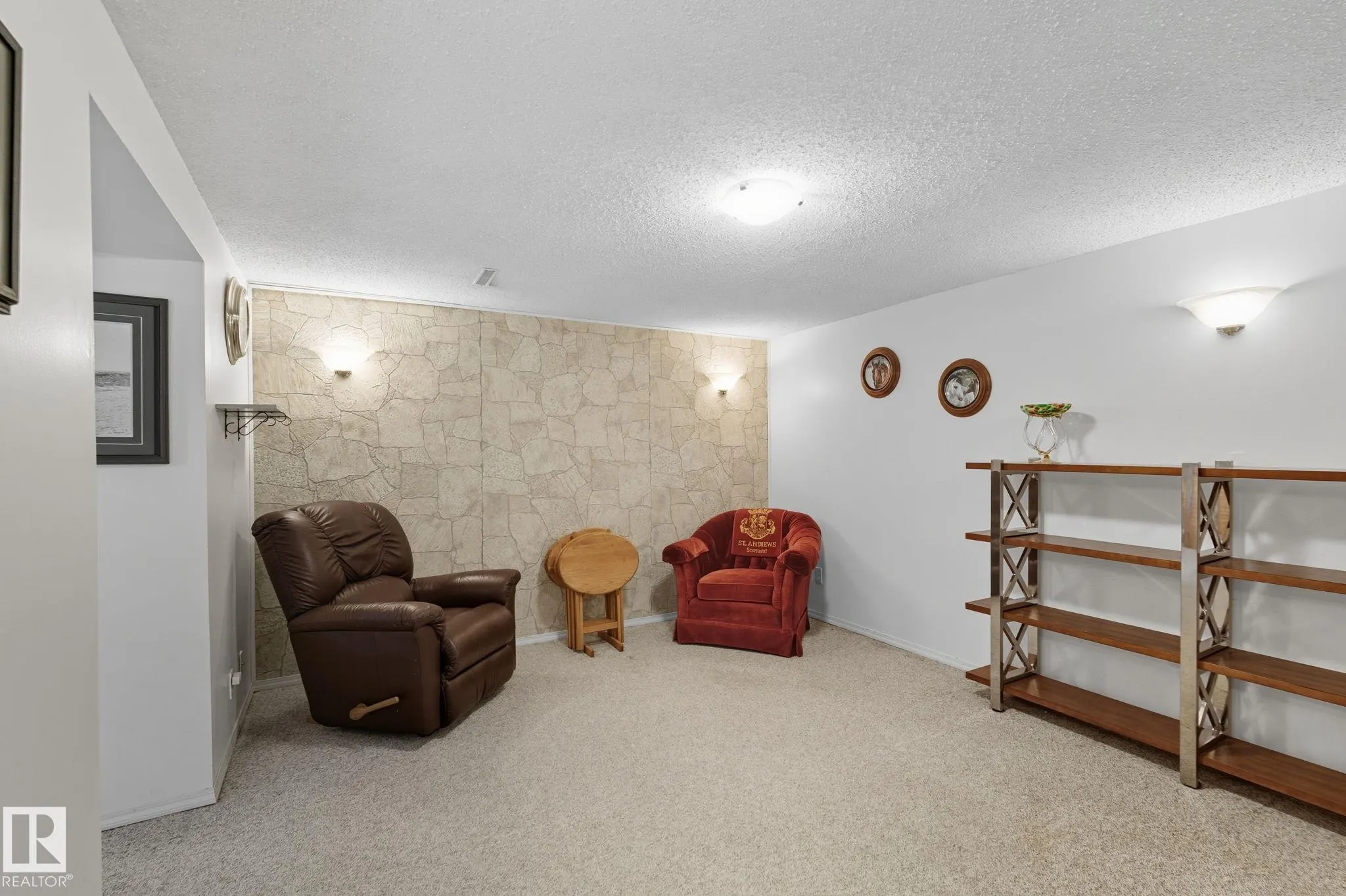 552 Sage Crescent