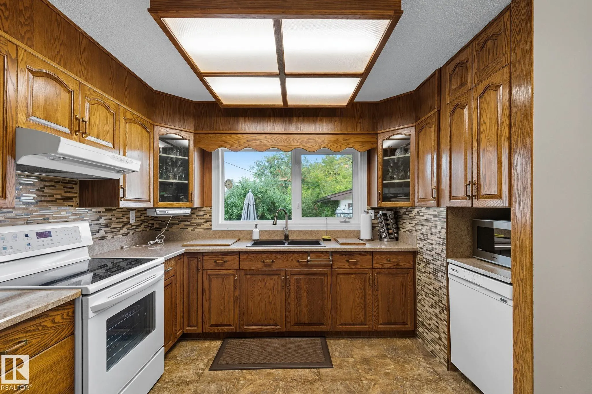 552 Sage Crescent