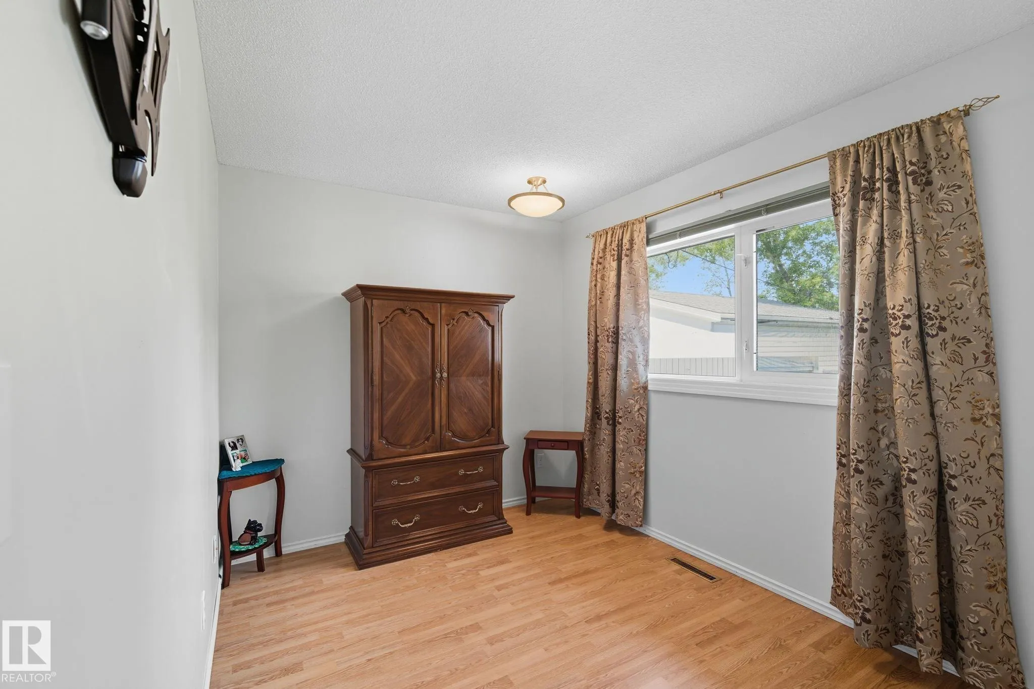 552 Sage Crescent