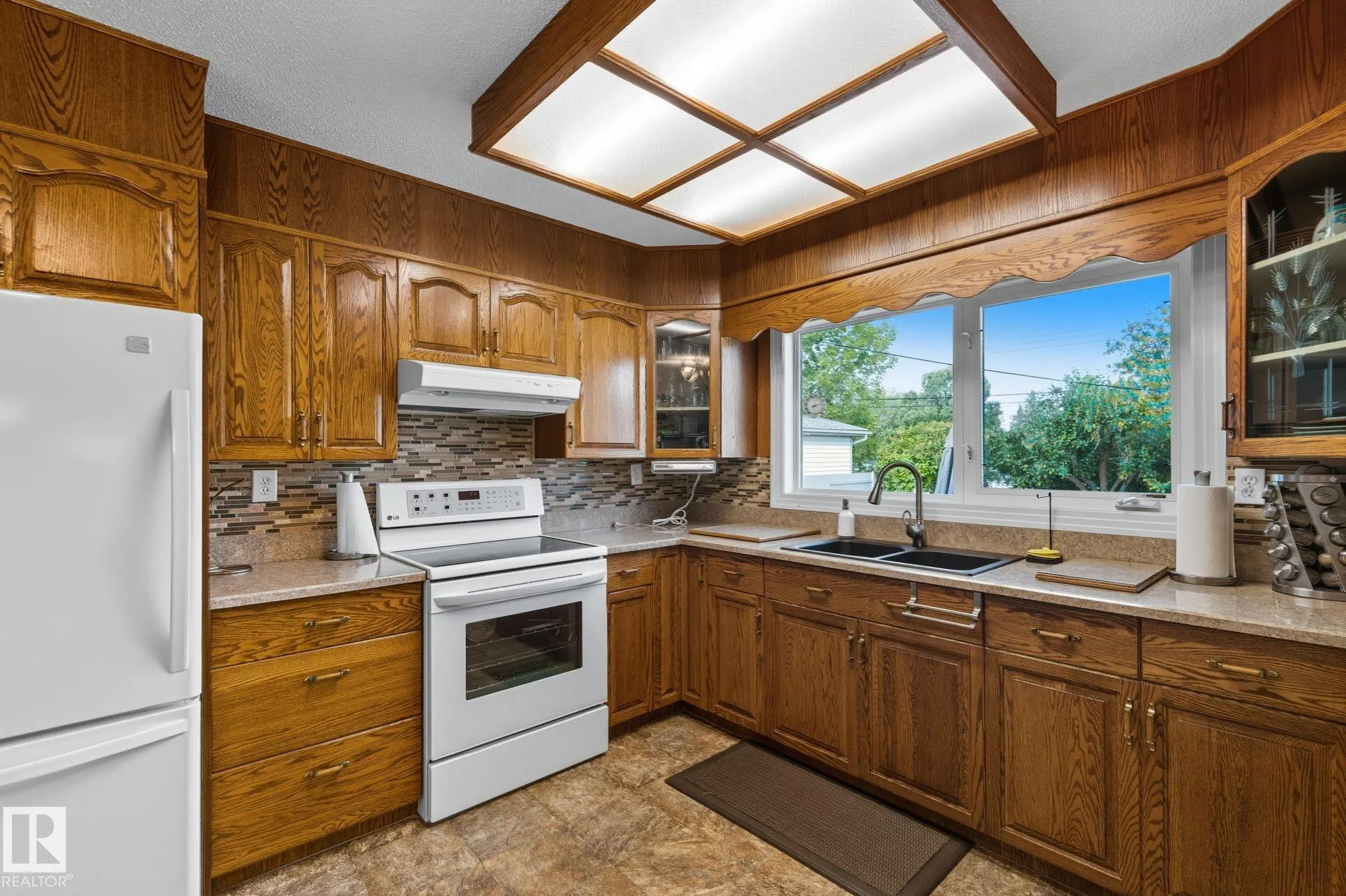 552 Sage Crescent