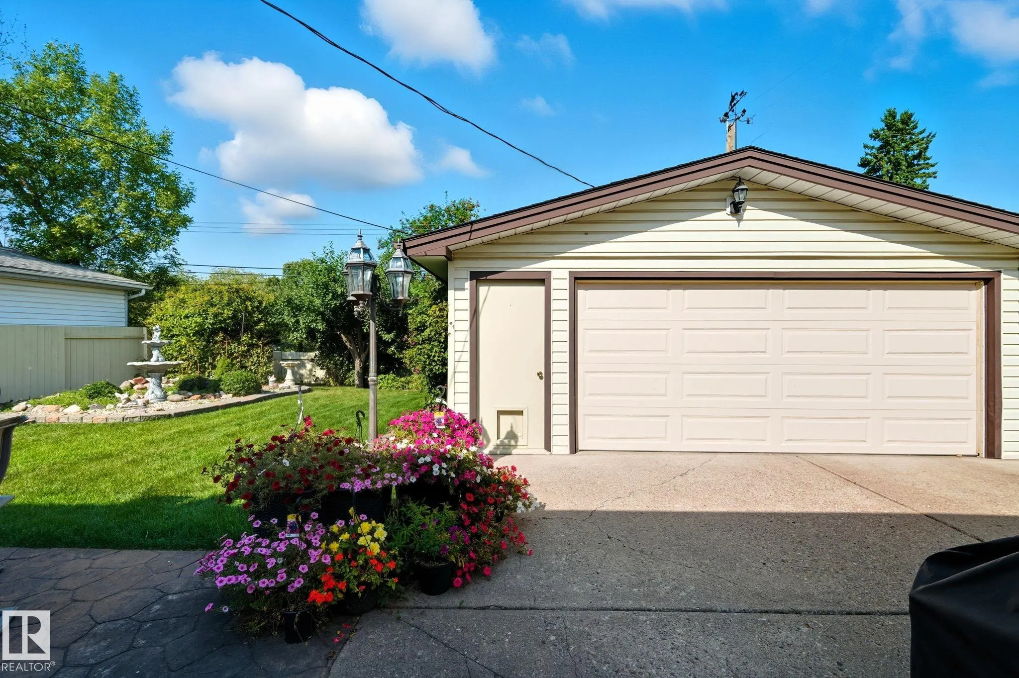 552 Sage Crescent