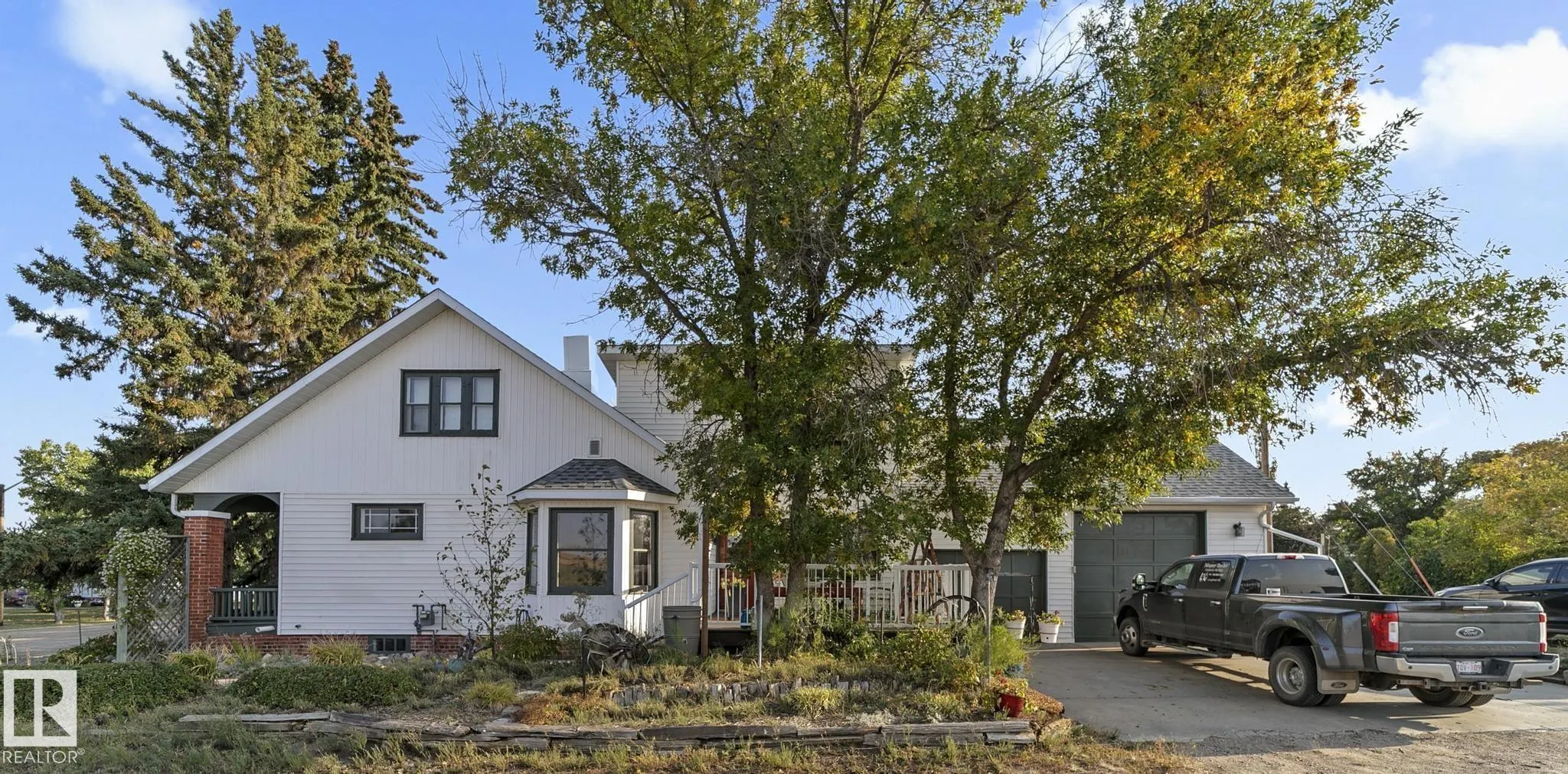 4803 50 (Mcleod Street) Street