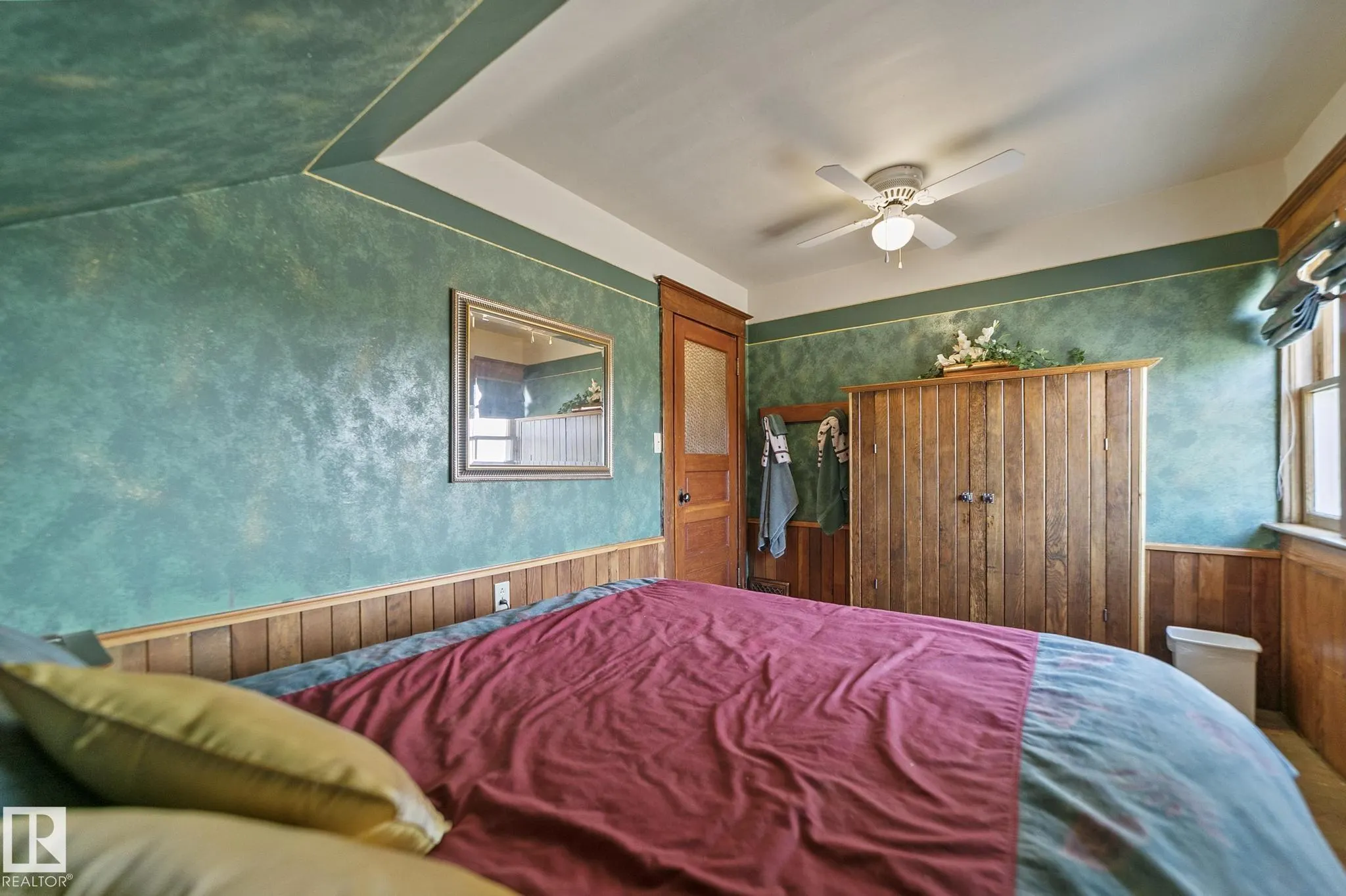 4803 50 (Mcleod Street) Street