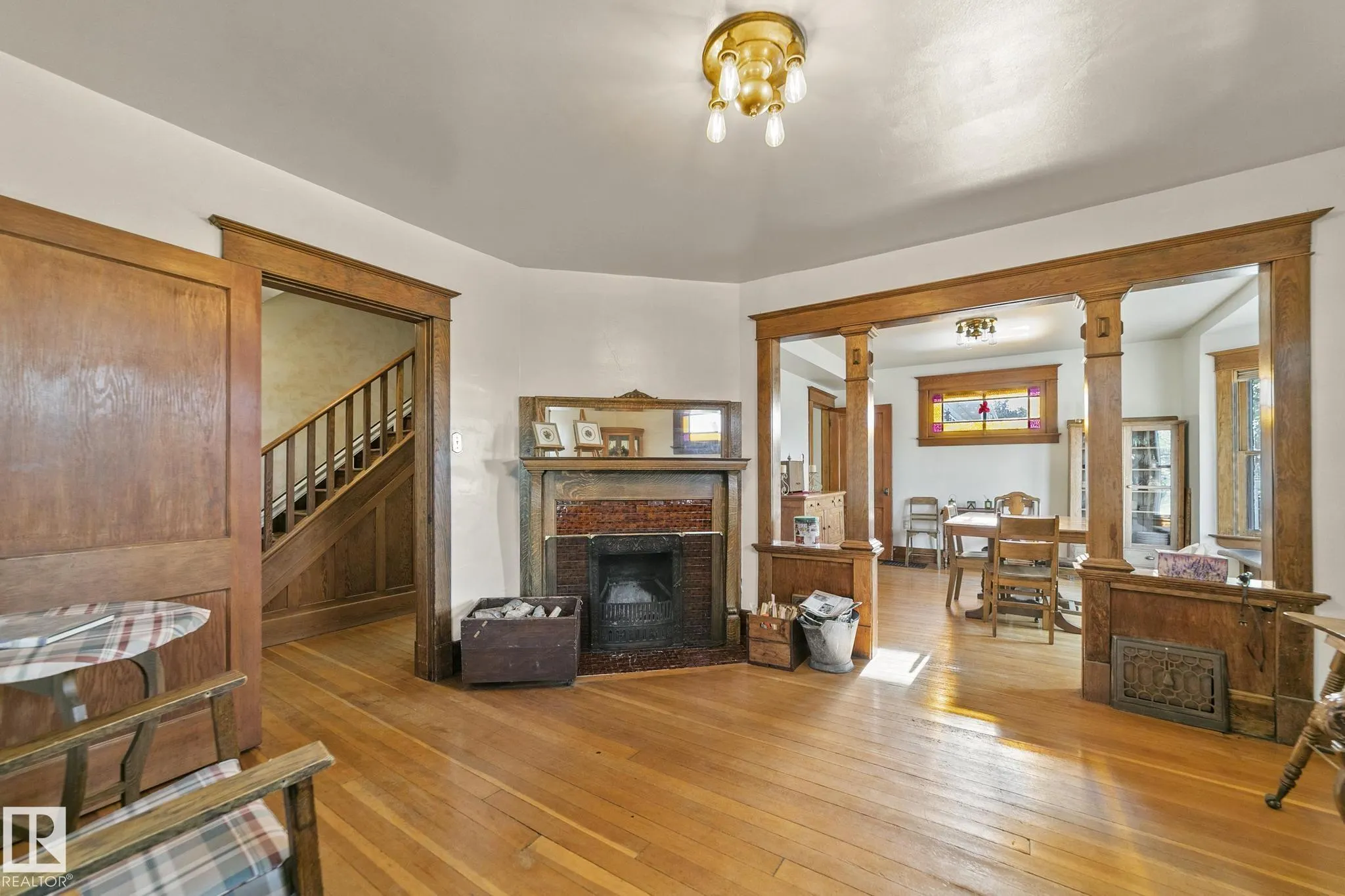 4803 50 (Mcleod Street) Street