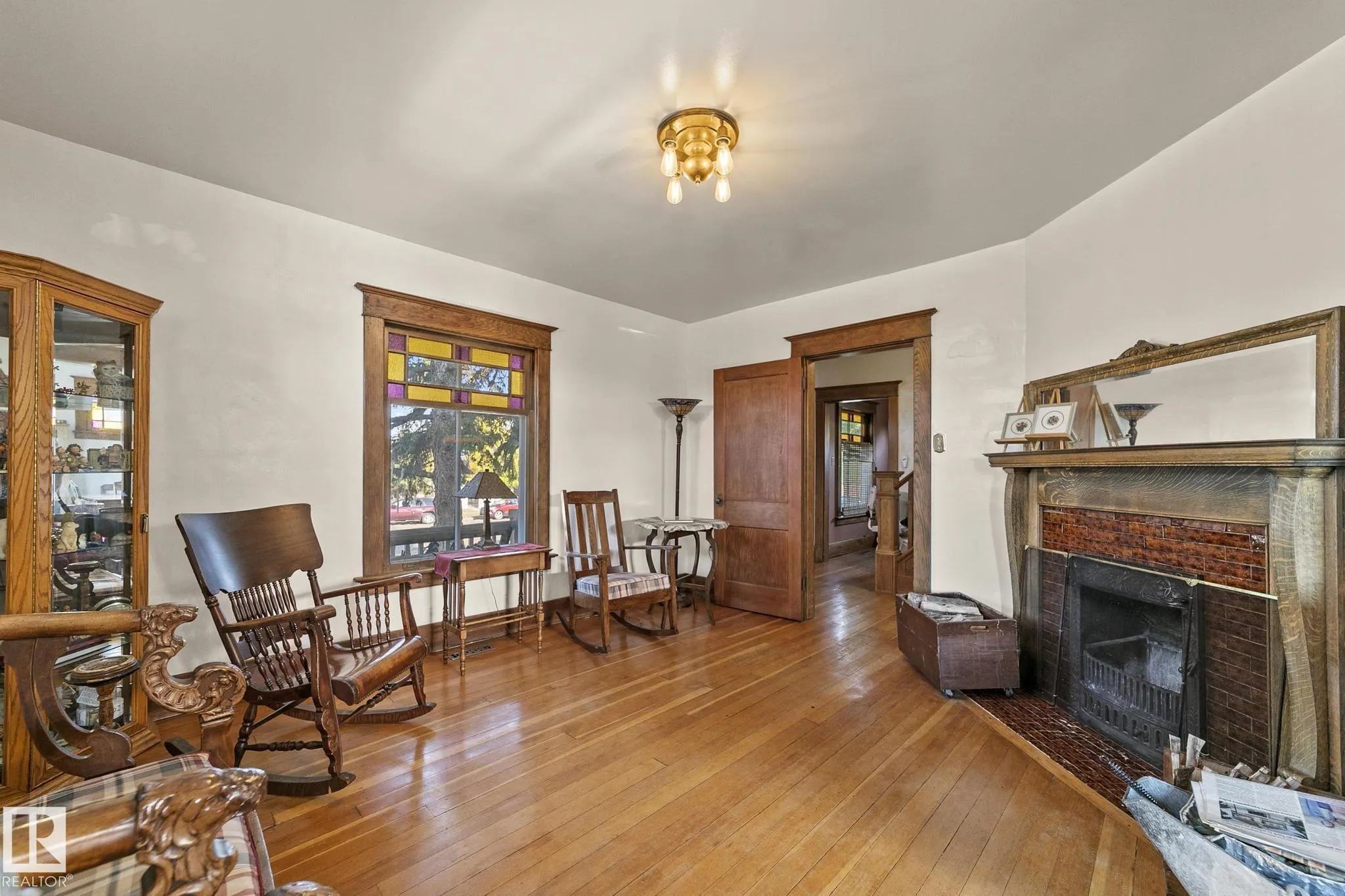 4803 50 (Mcleod Street) Street