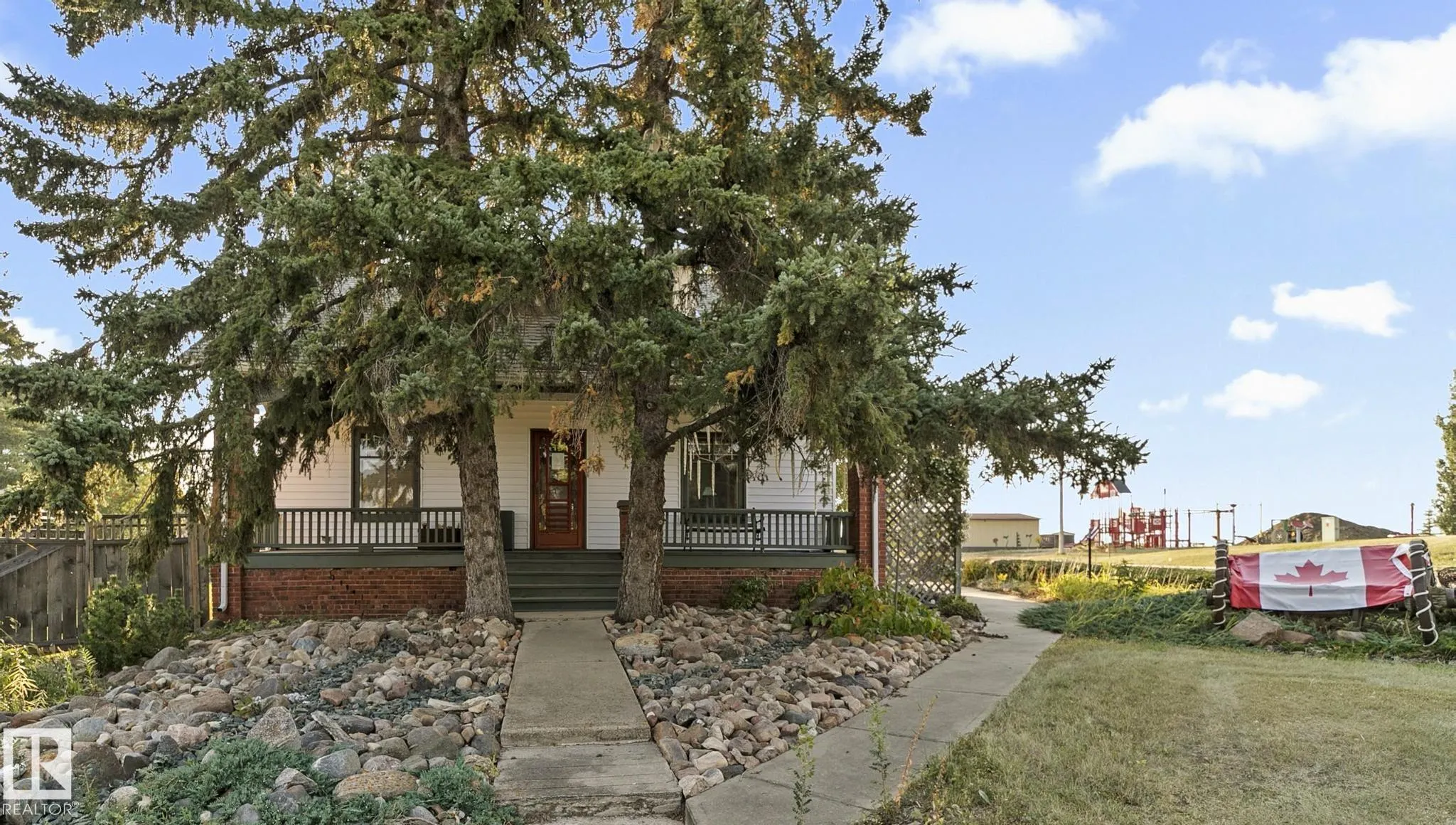 4803 50 (Mcleod Street) Street