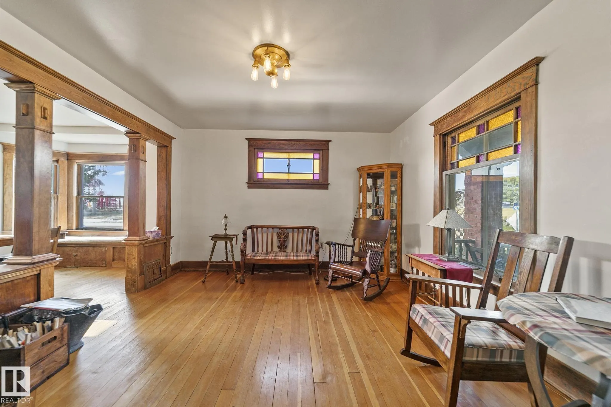 4803 50 (Mcleod Street) Street