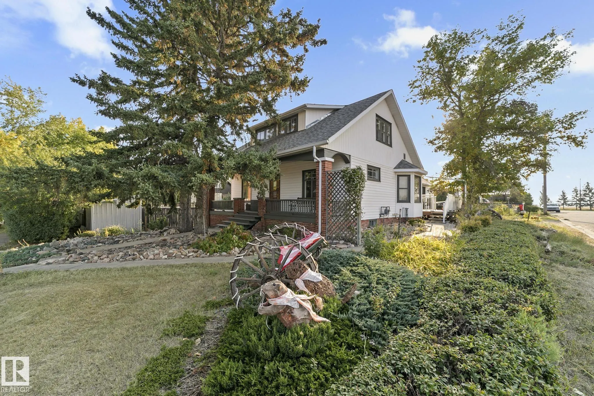4803 50 (Mcleod Street) Street