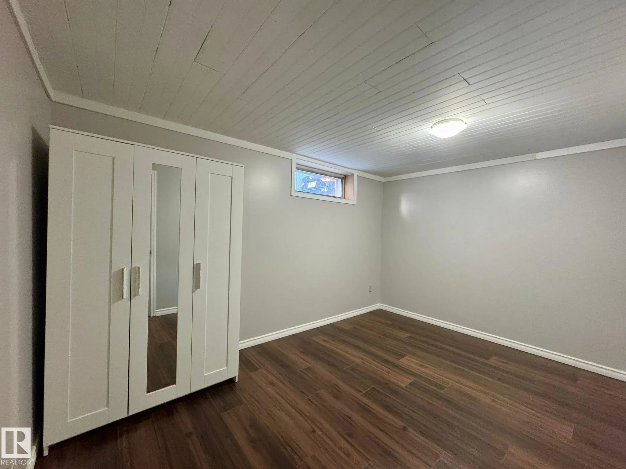 16 LAROSE Drive