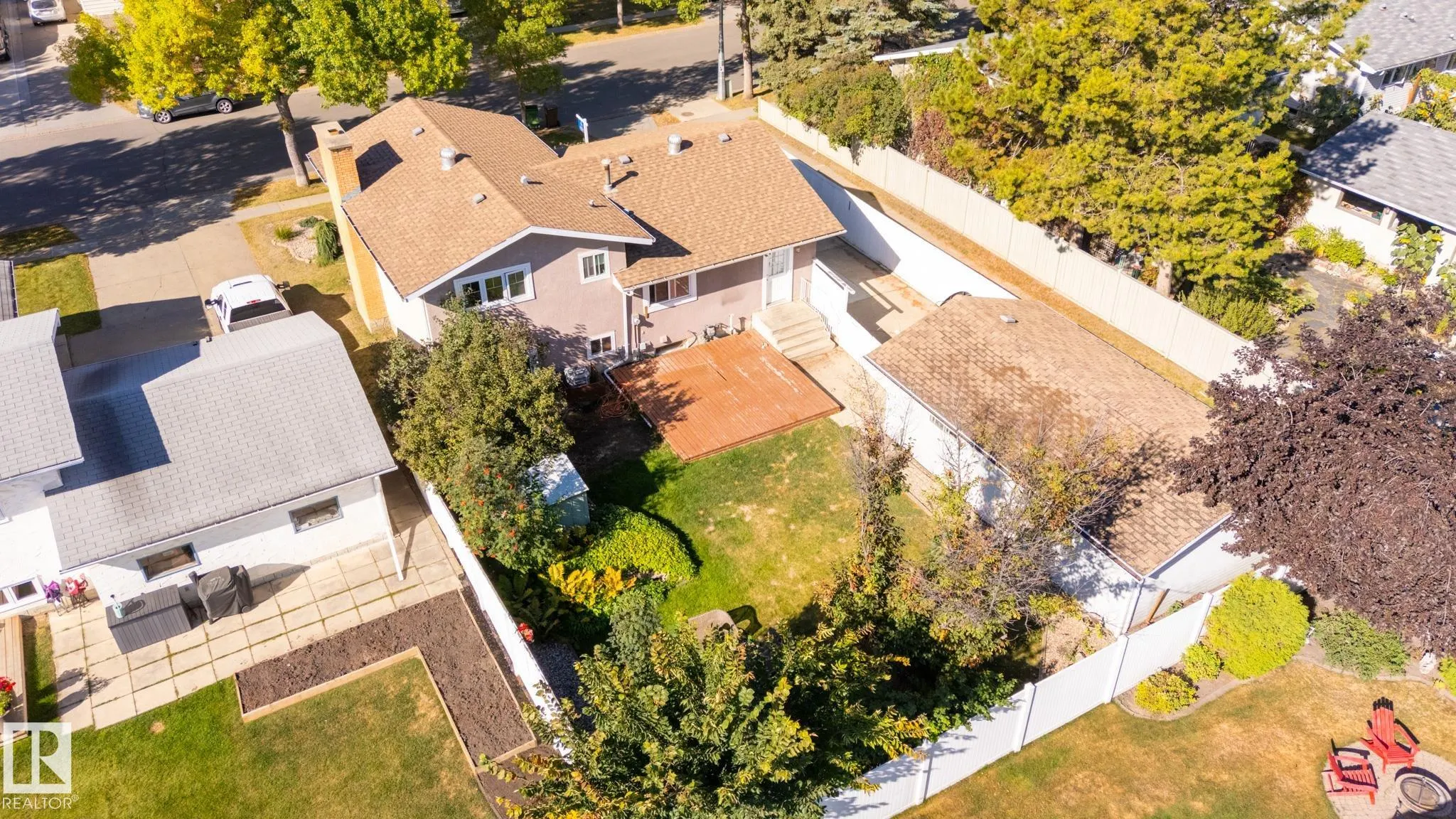 16 LAROSE Drive