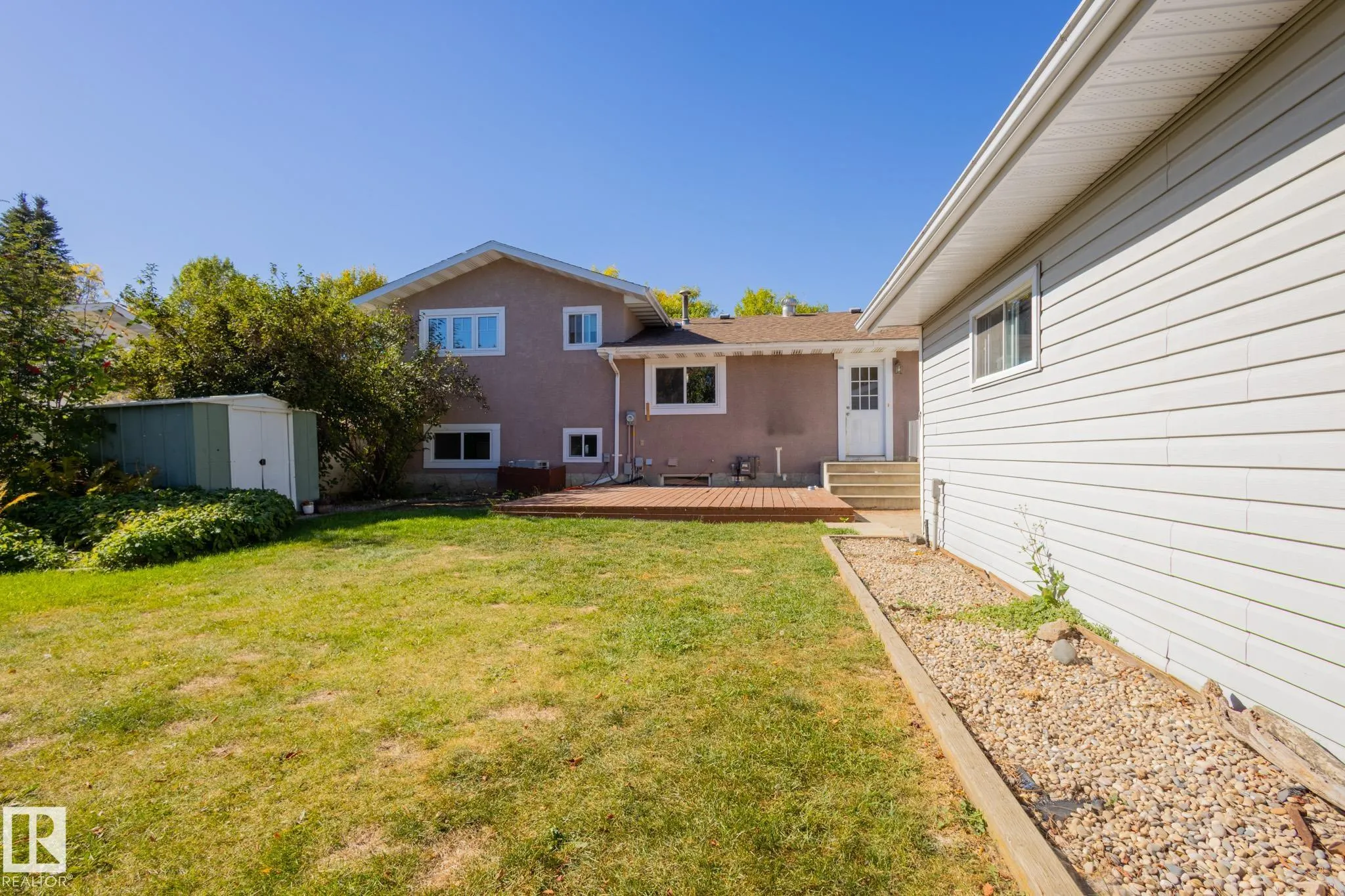 16 LAROSE Drive