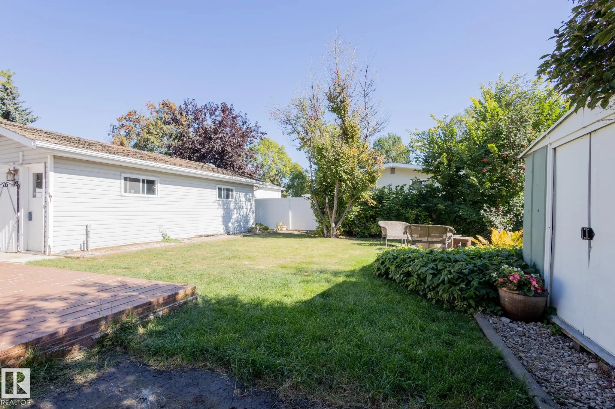 16 LAROSE Drive