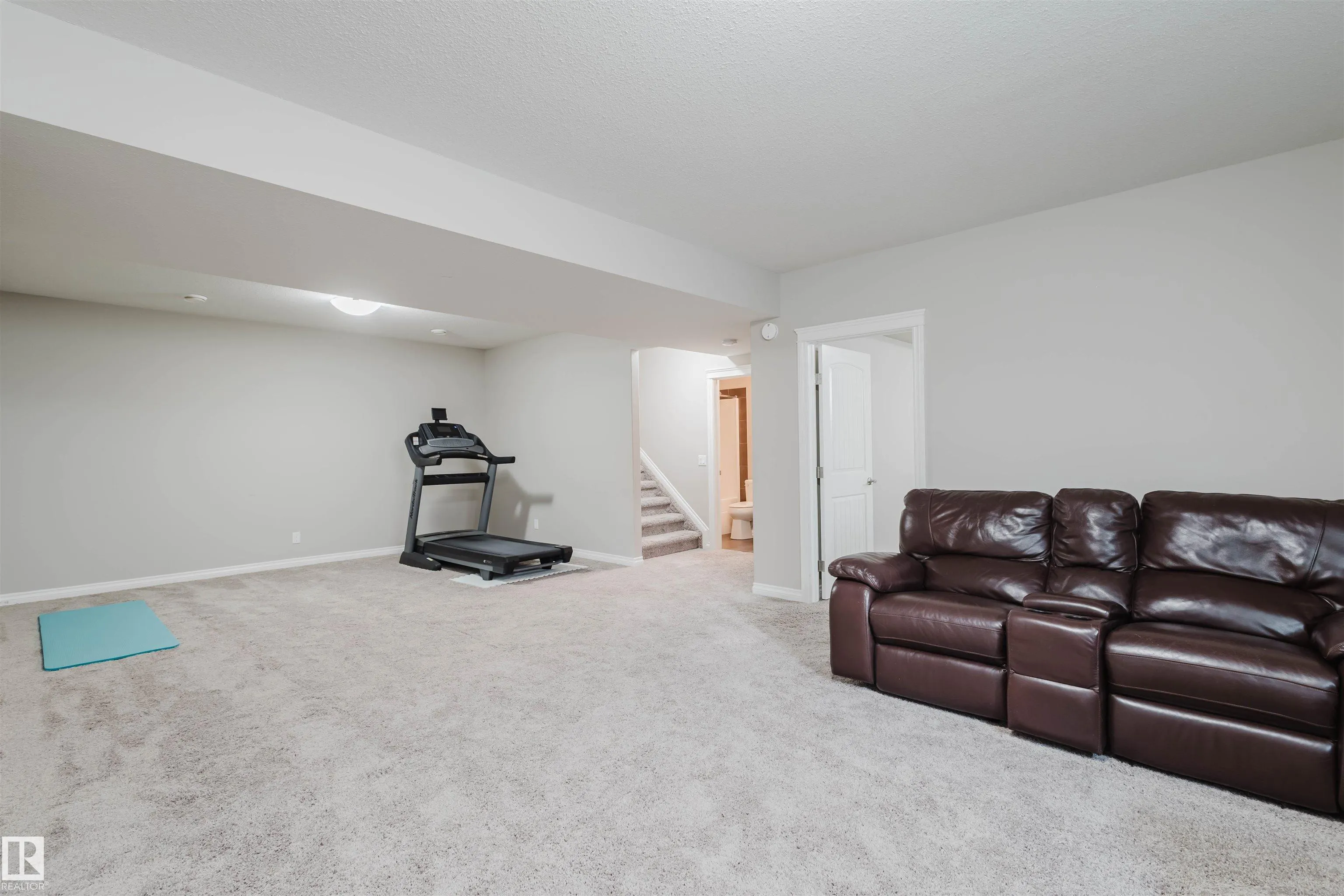 2625 WATCHER Way