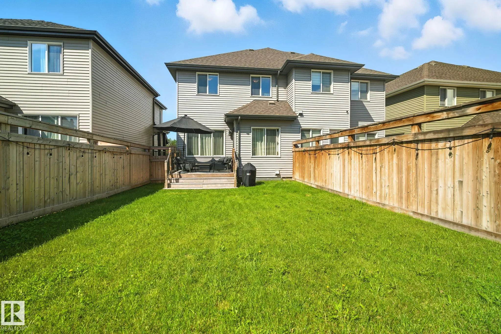 1721 DUMONT Crescent