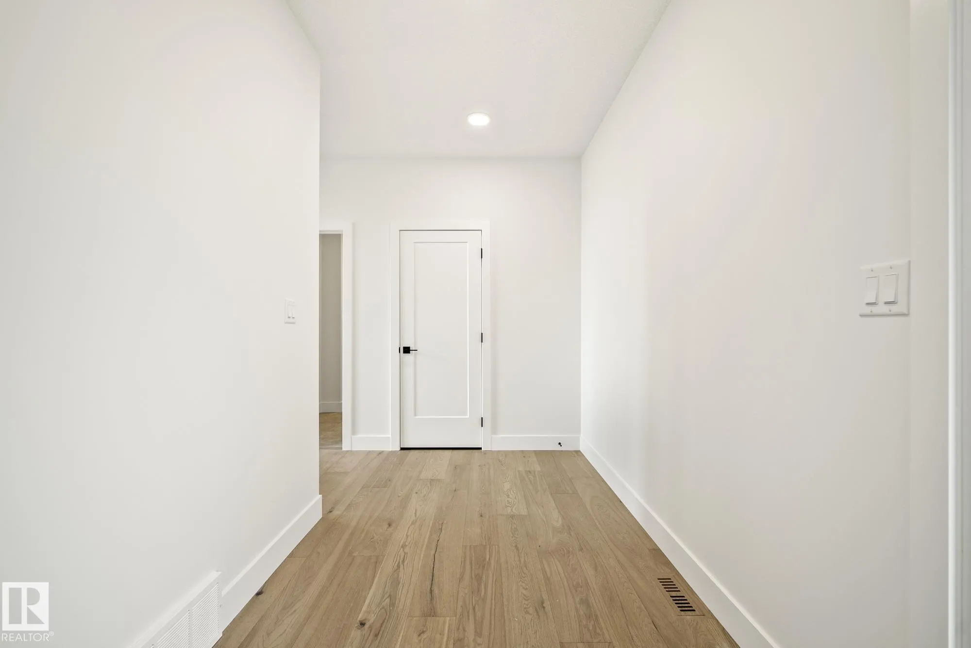 7095 KIVIAQ Crescent