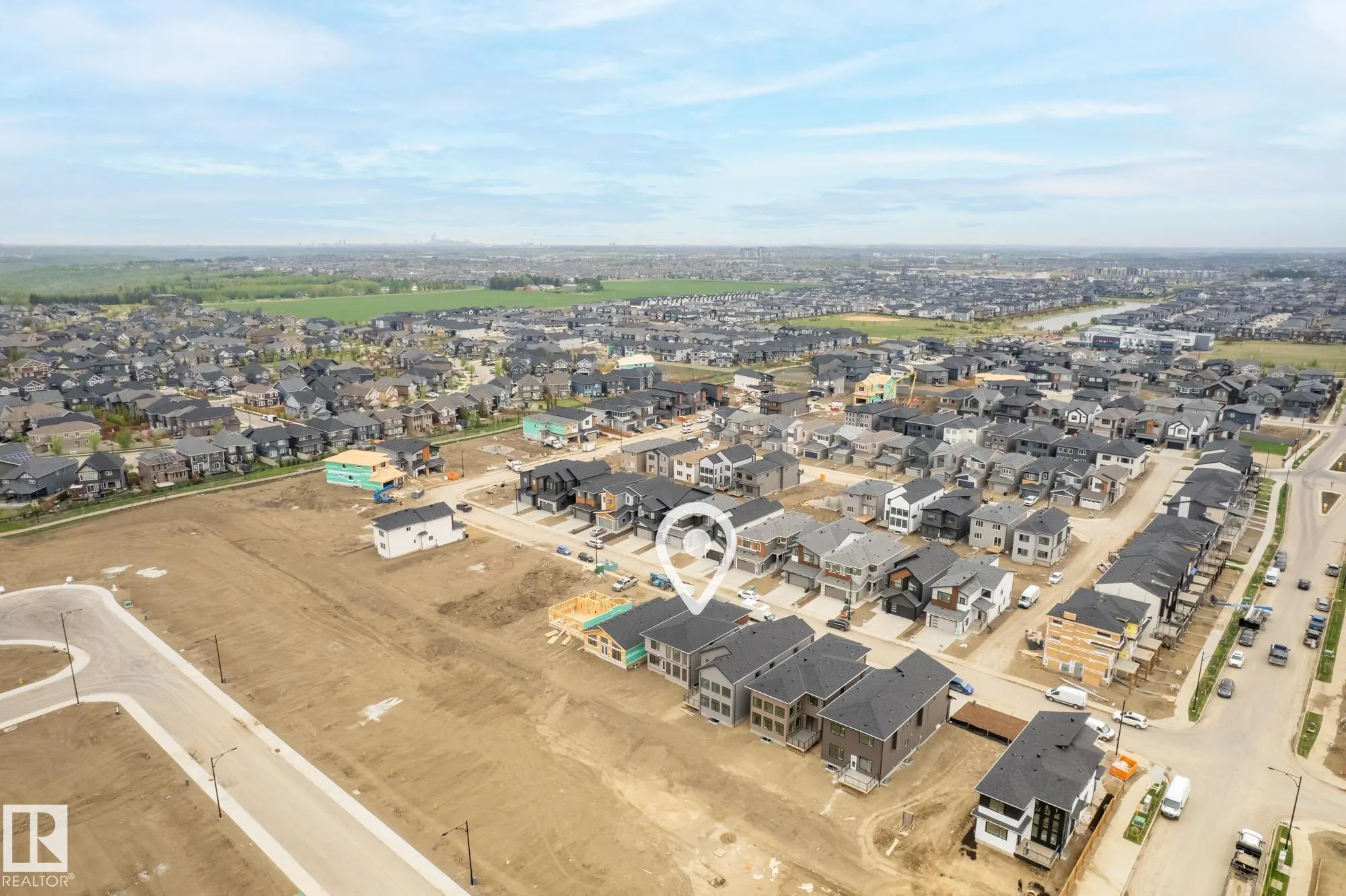 7095 KIVIAQ Crescent