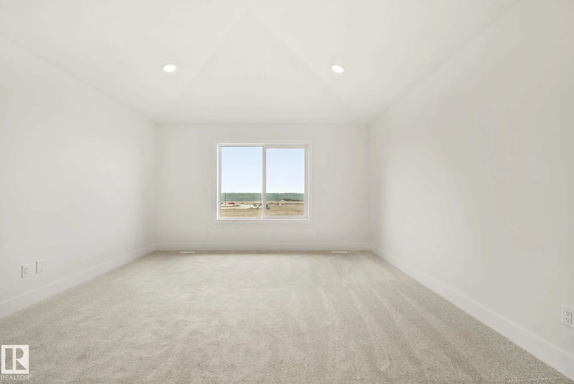 7095 KIVIAQ Crescent