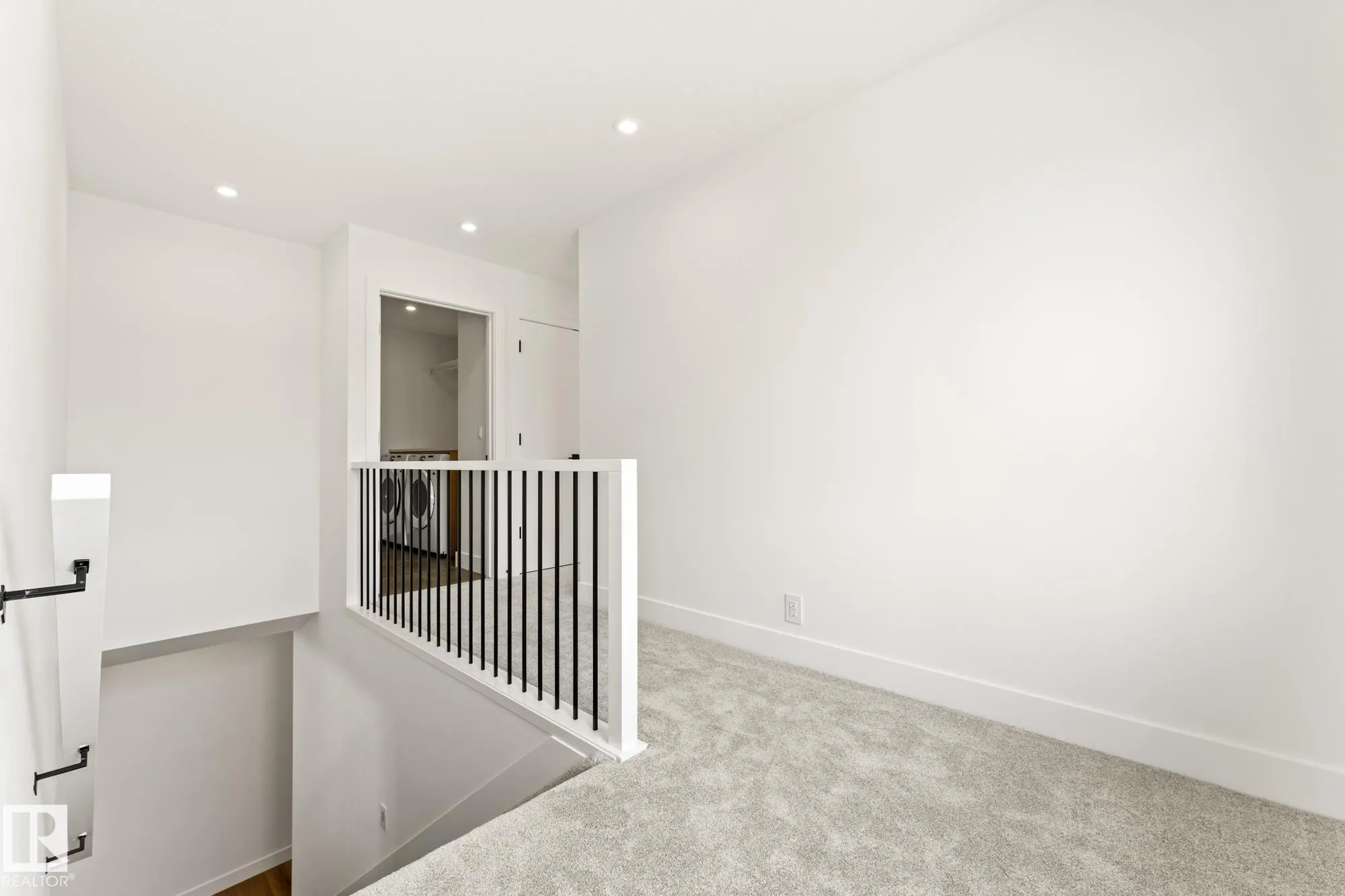 101 Newbury Ci