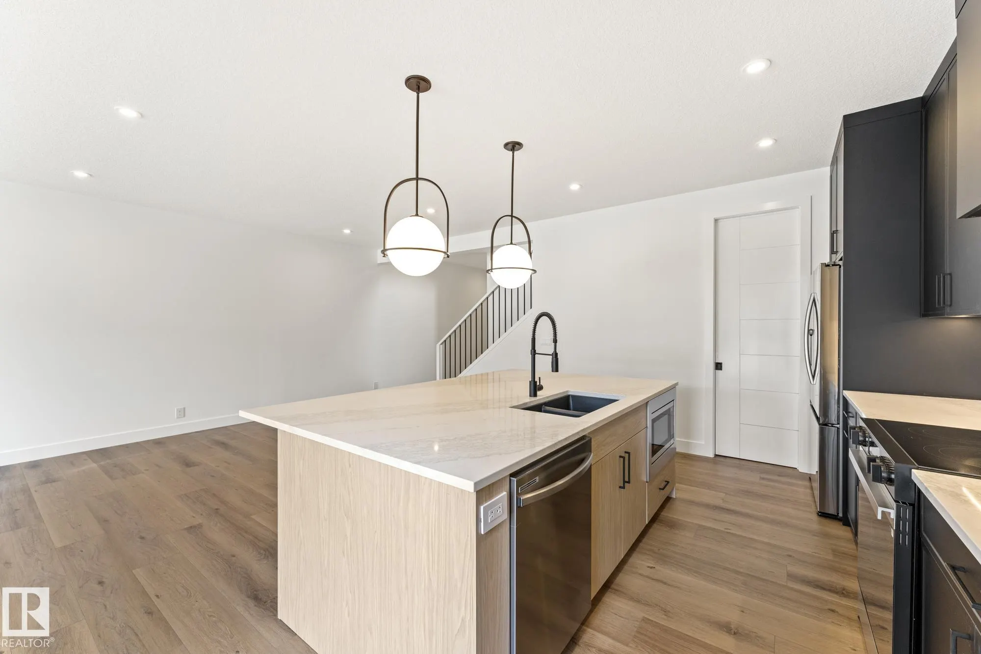 101 Newbury Ci