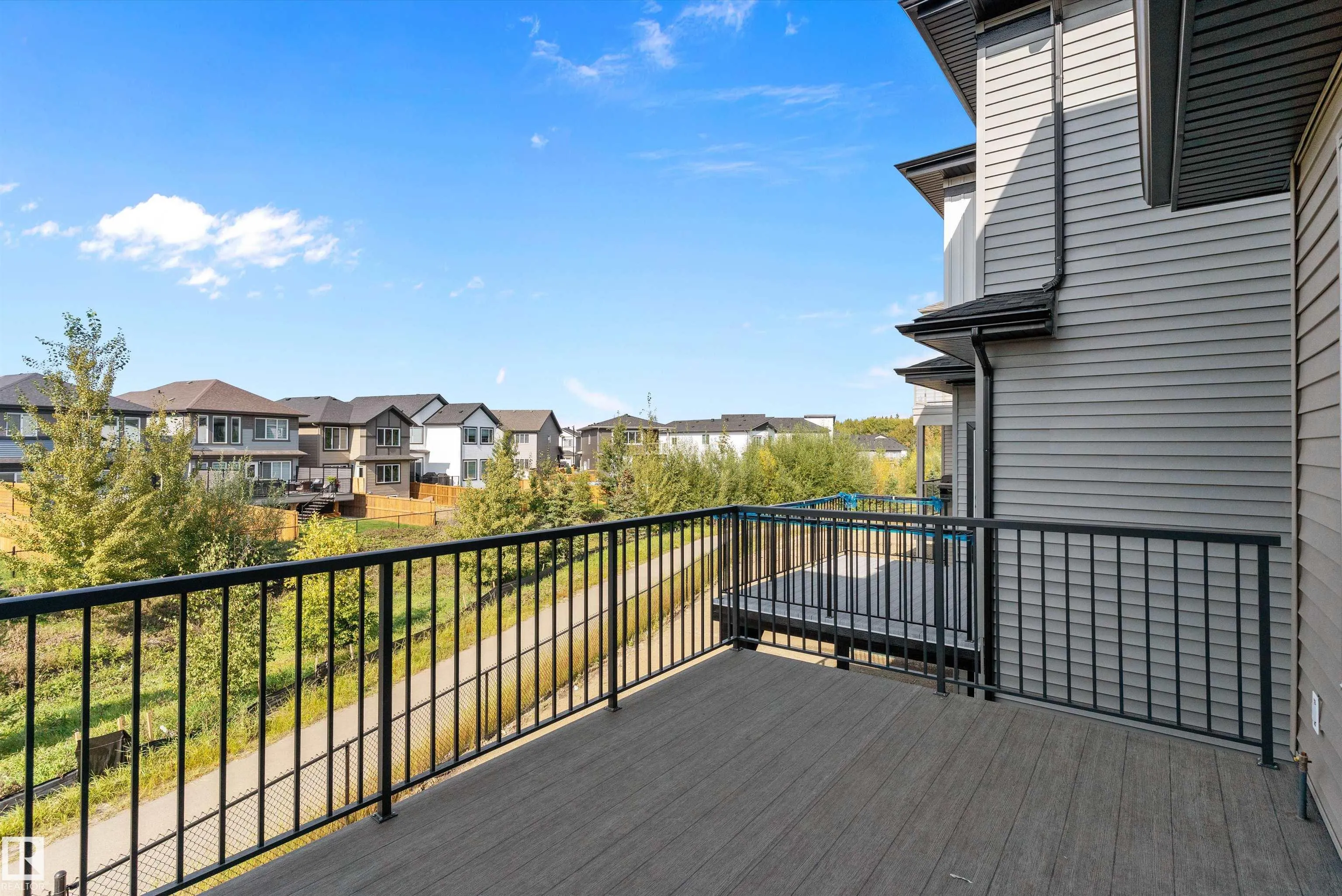81 Meadowgrove Lane