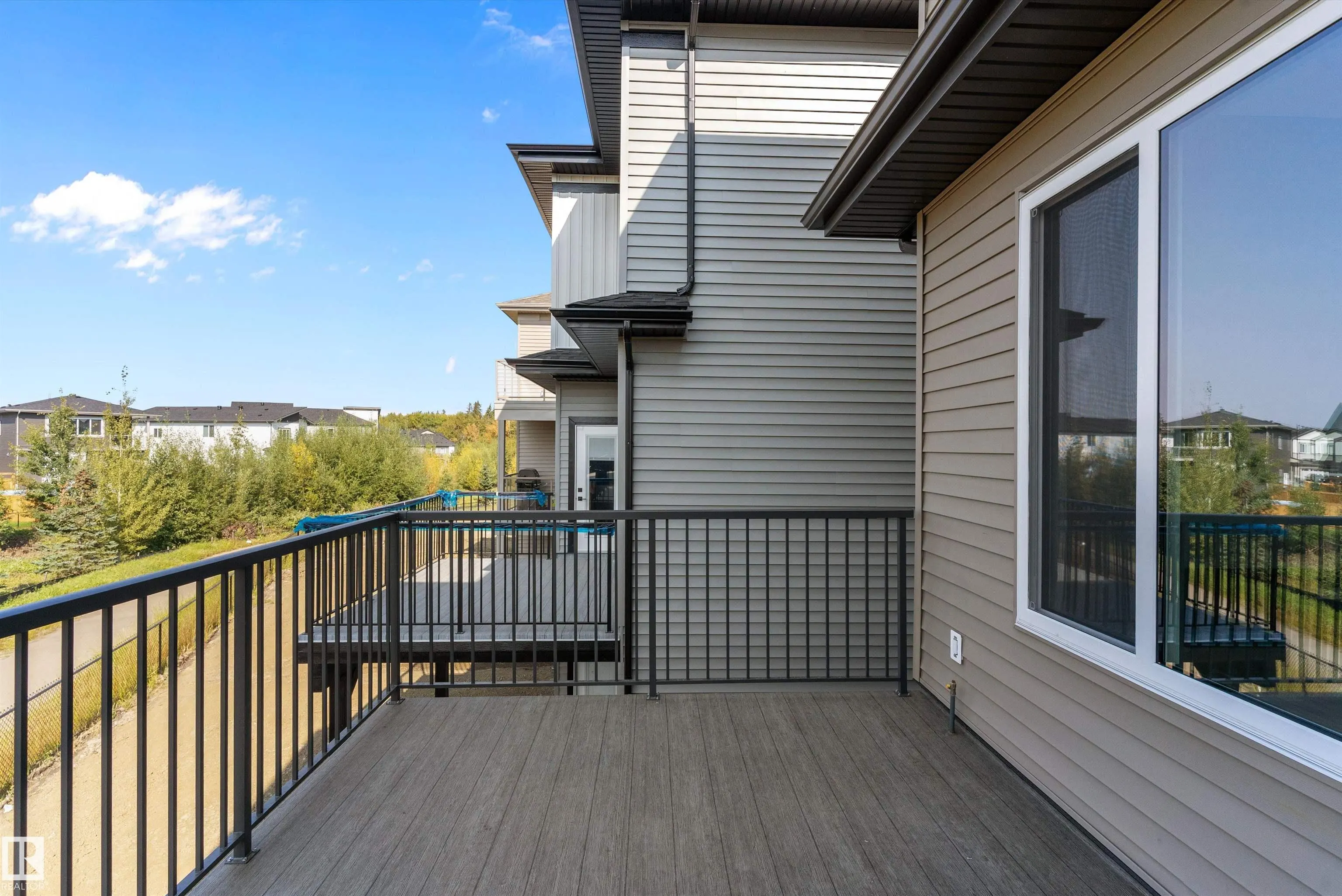 81 Meadowgrove Lane
