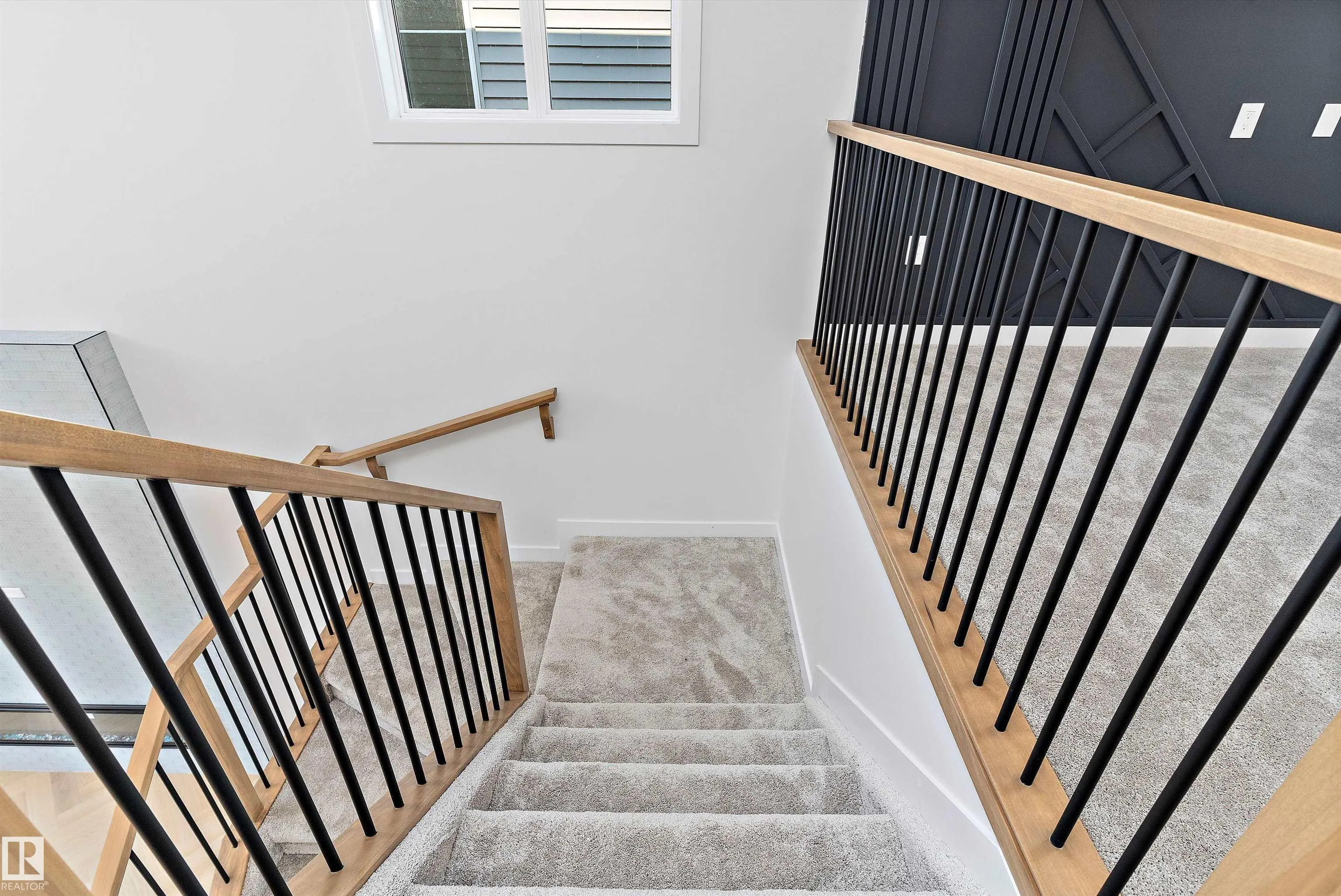 81 Meadowgrove Lane