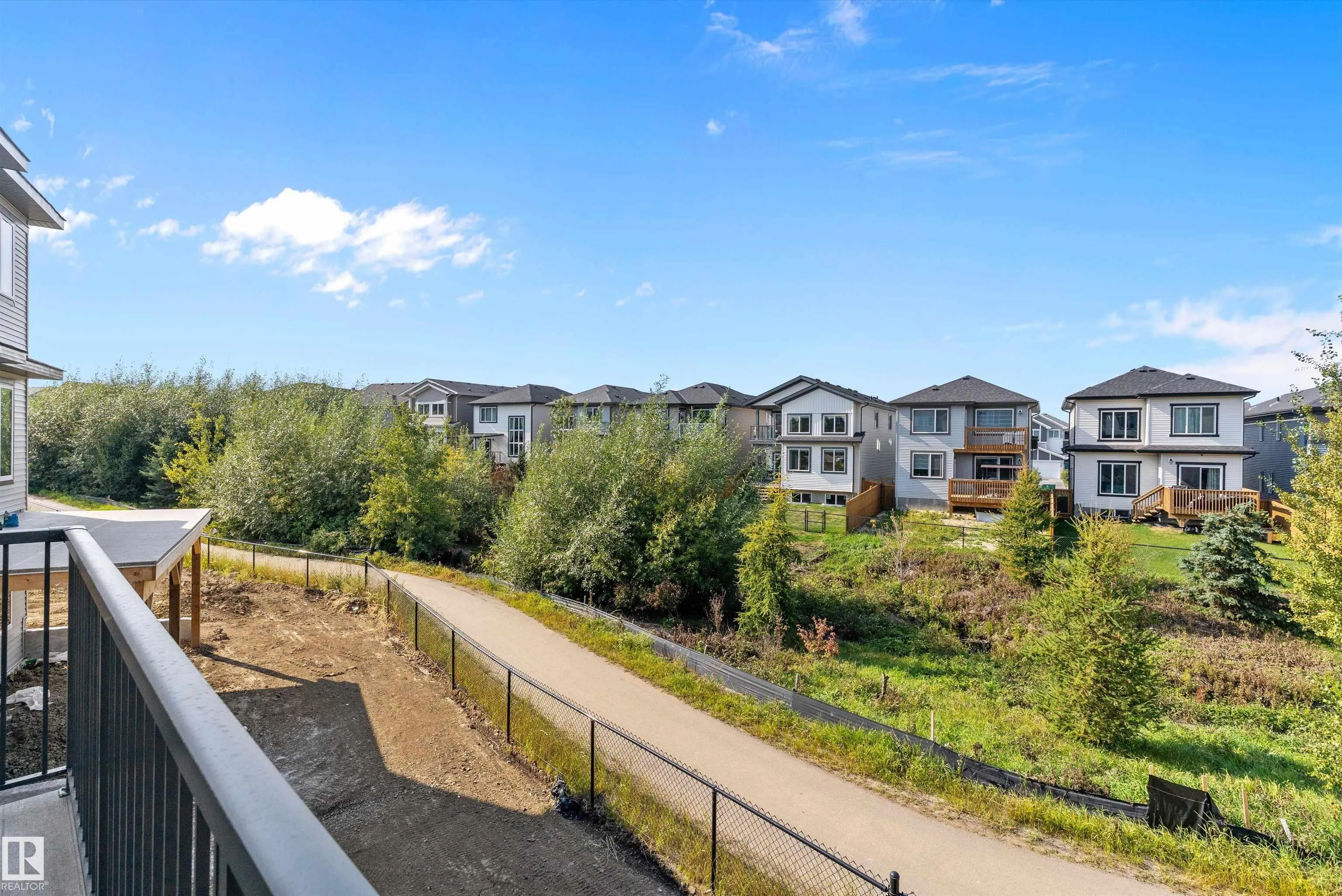 81 Meadowgrove Lane