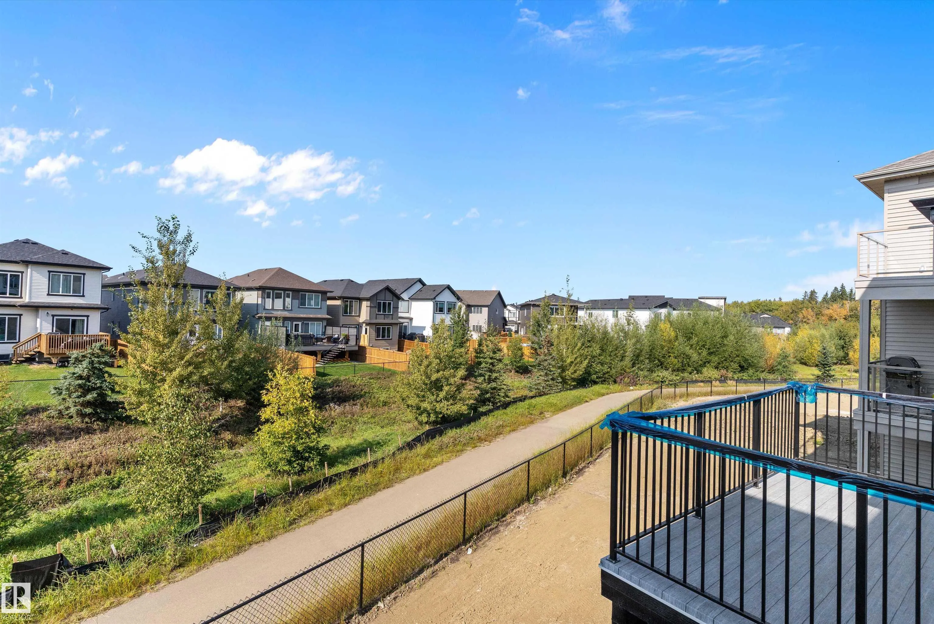 81 Meadowgrove Lane
