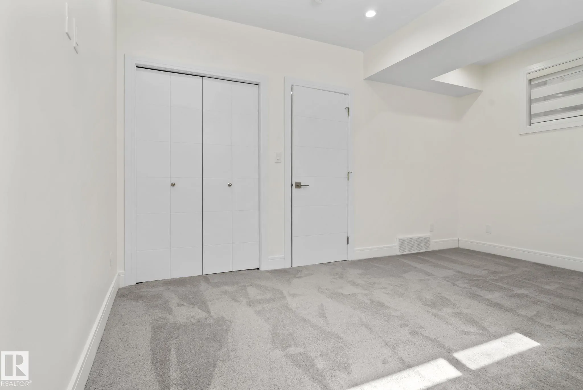 14041 101a Avenue