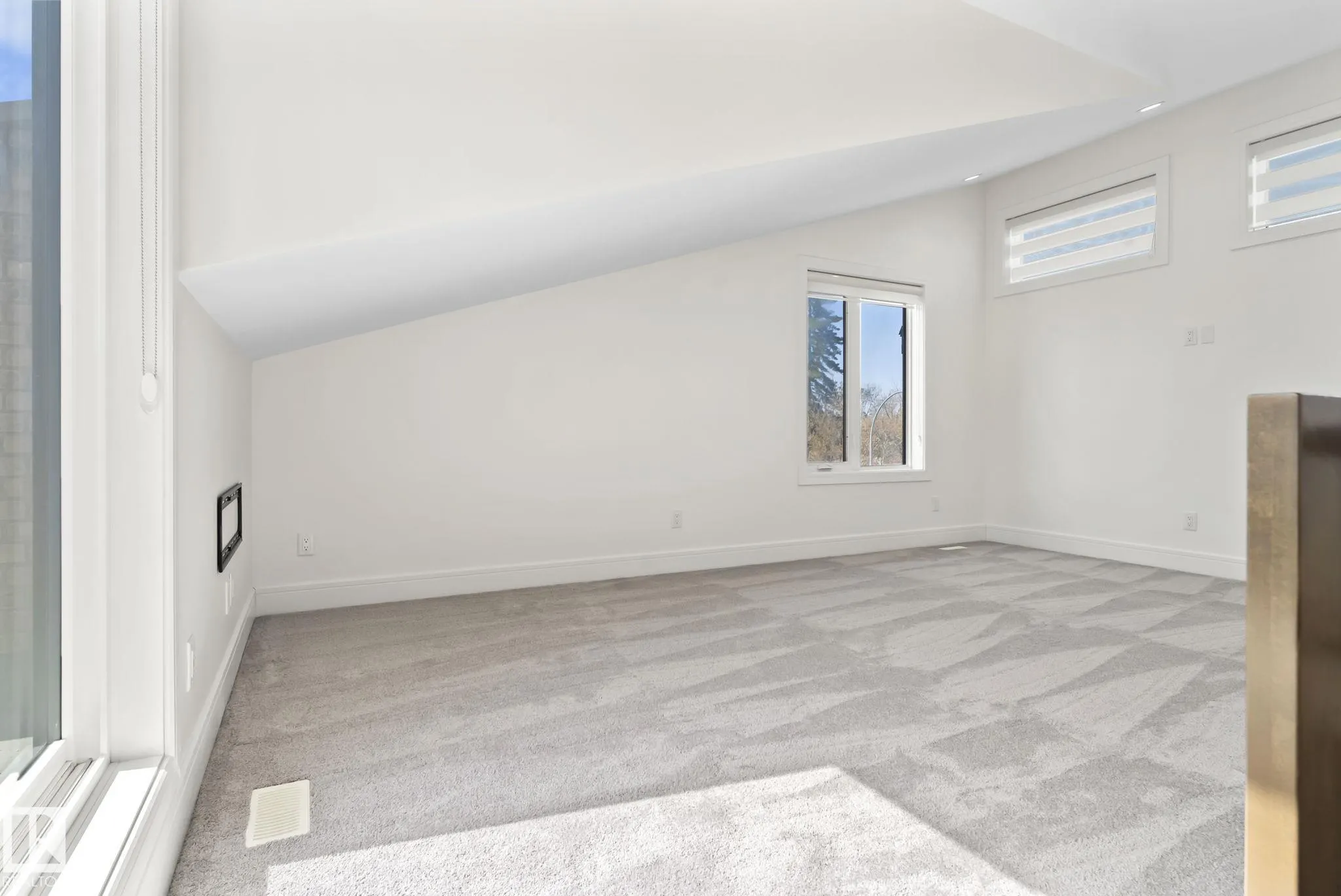 14041 101a Avenue